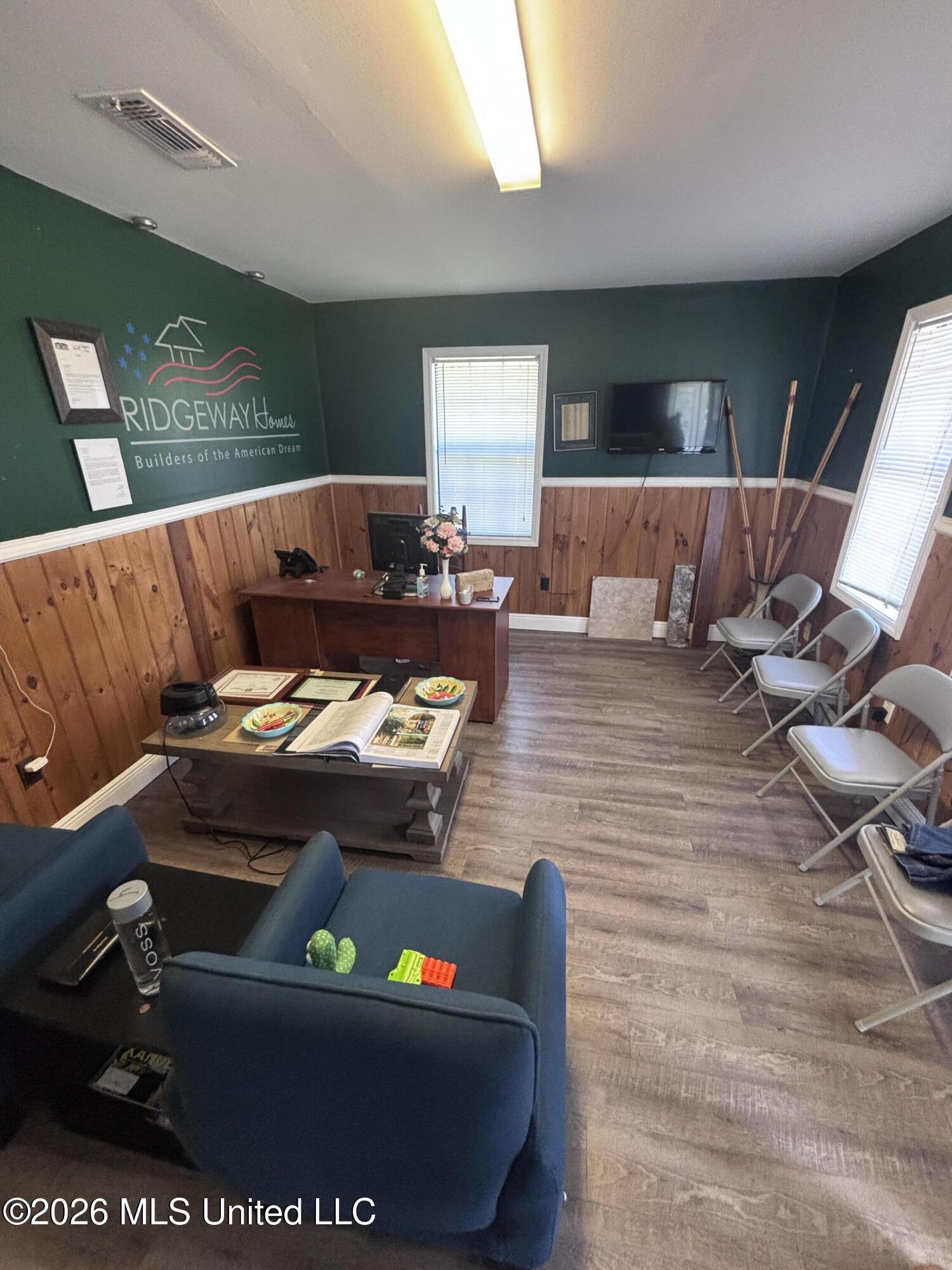 852 Ellisville Boulevard