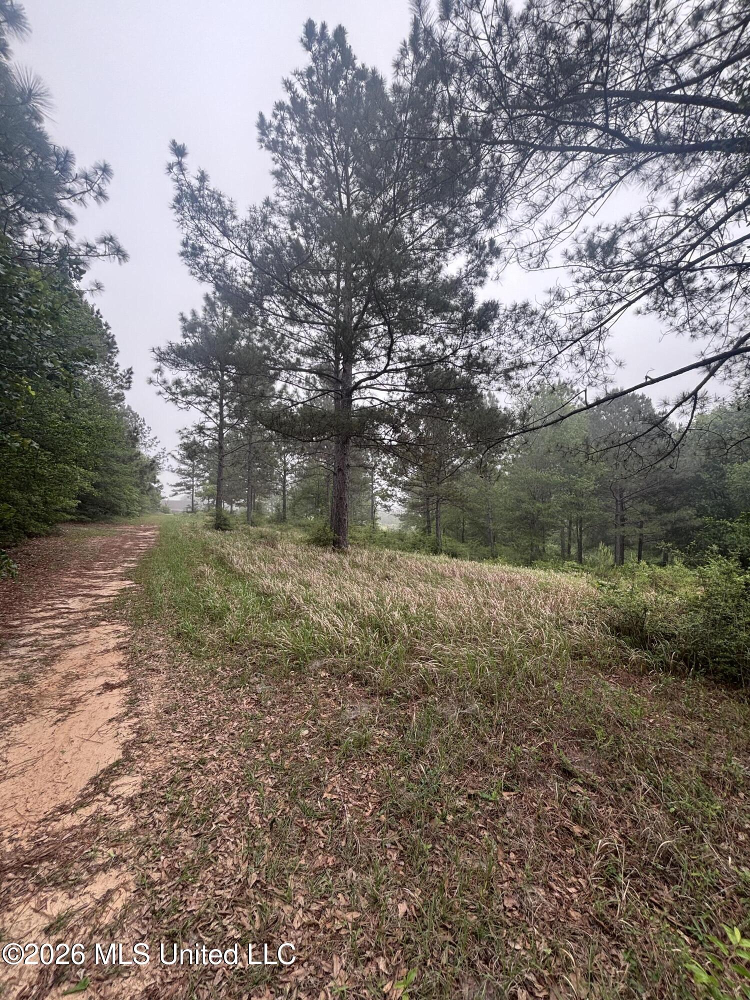 00 W Circle Road