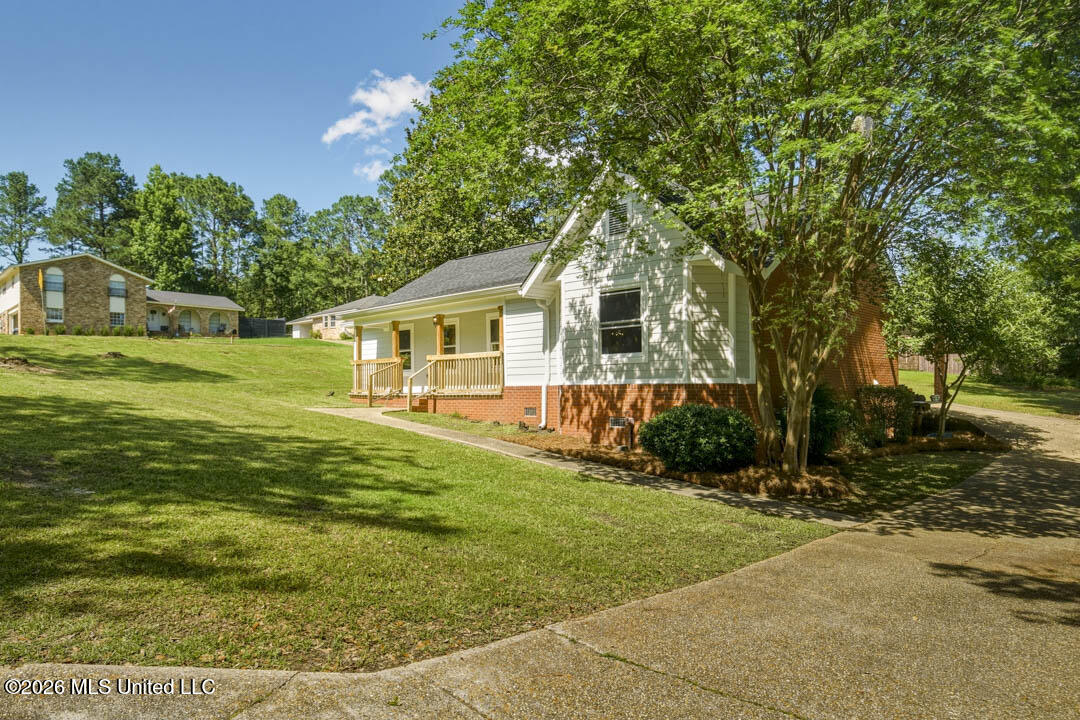 40 Windgate Drive
