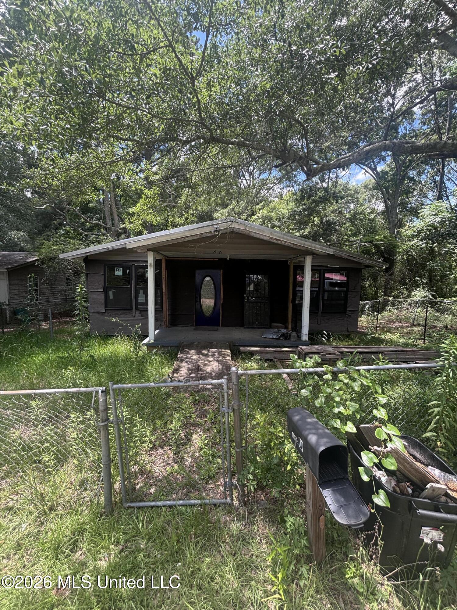 610 NW 9th Avenue