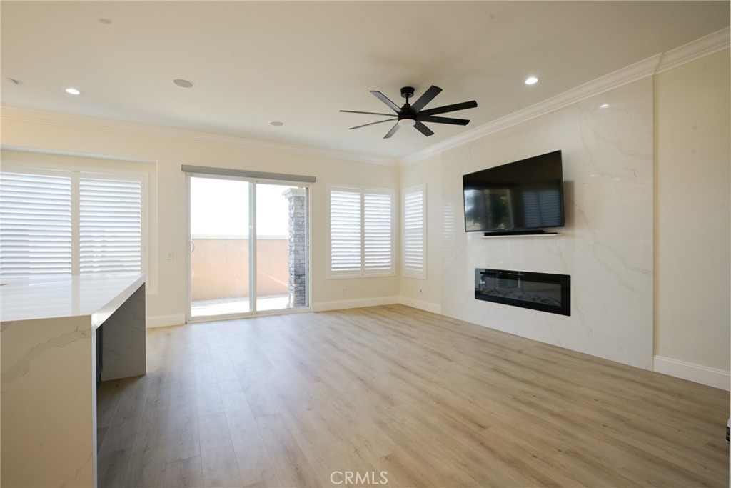 116 Goldenwest Street