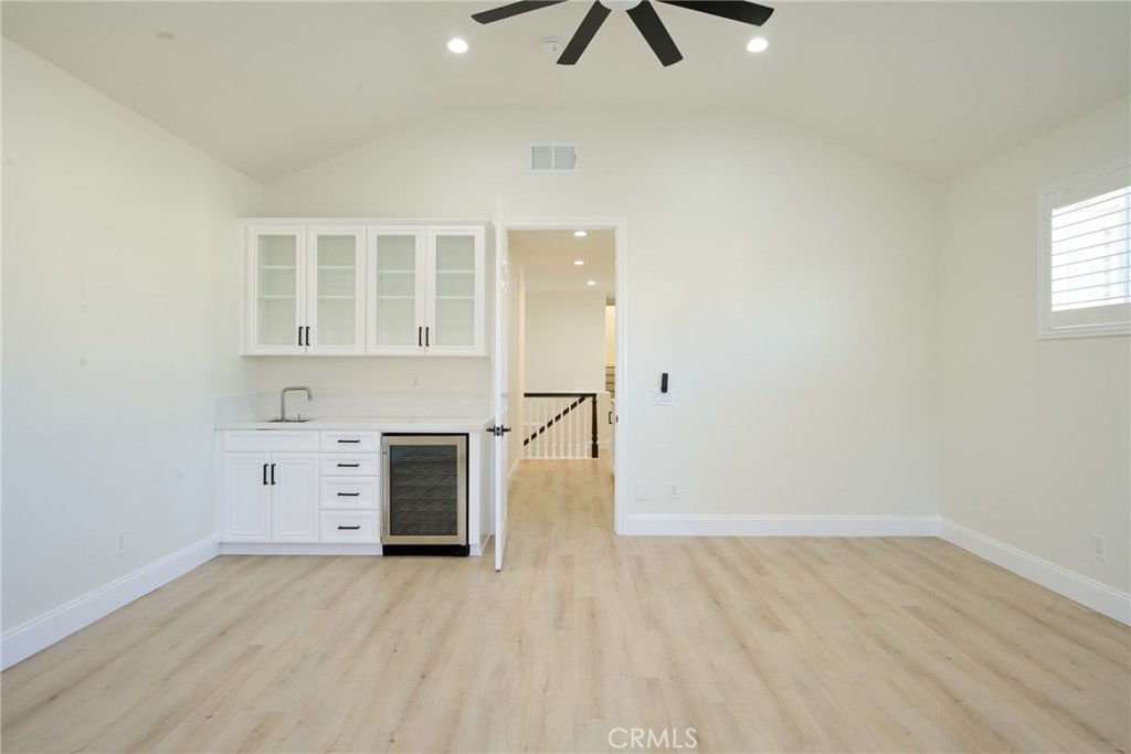 116 Goldenwest Street