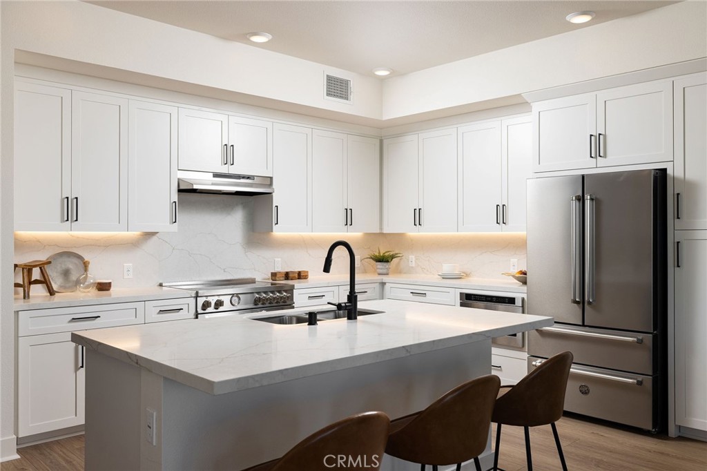 414 Main 230