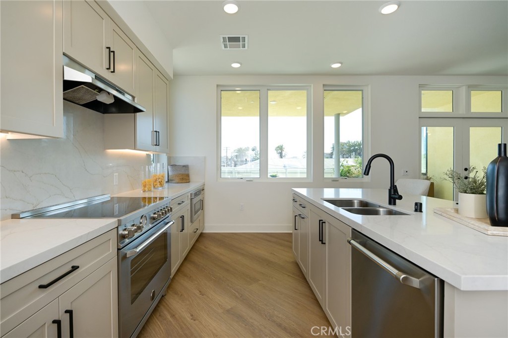 414 Main 200