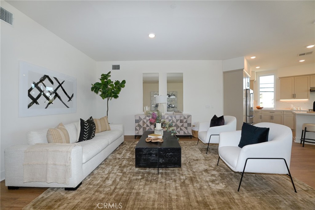 414 Main 200
