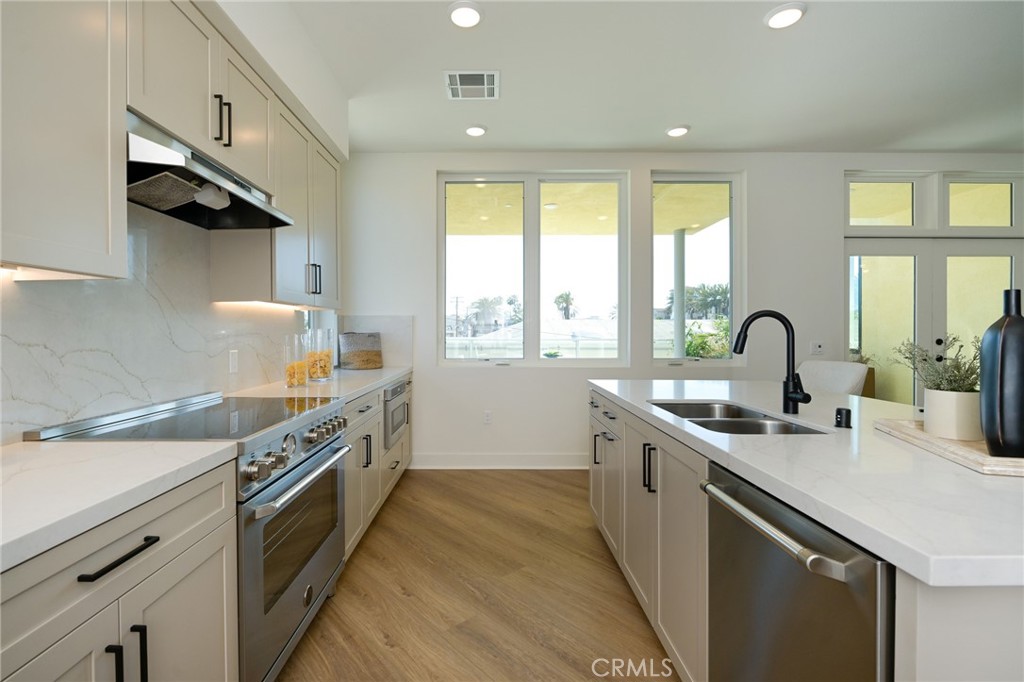 414 Main 200