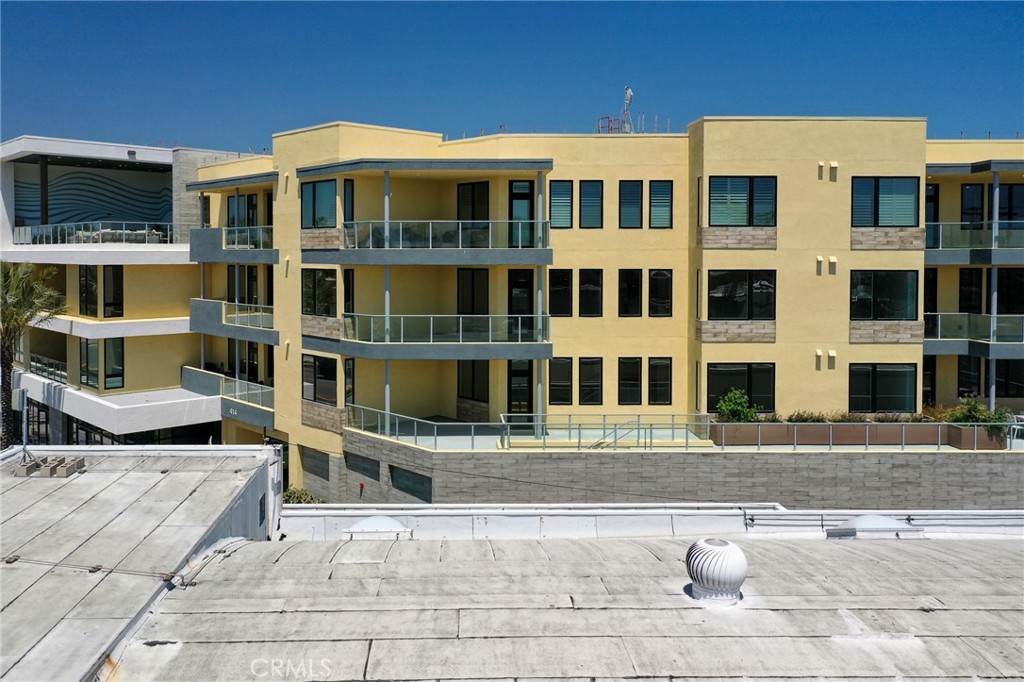 414 Main 200