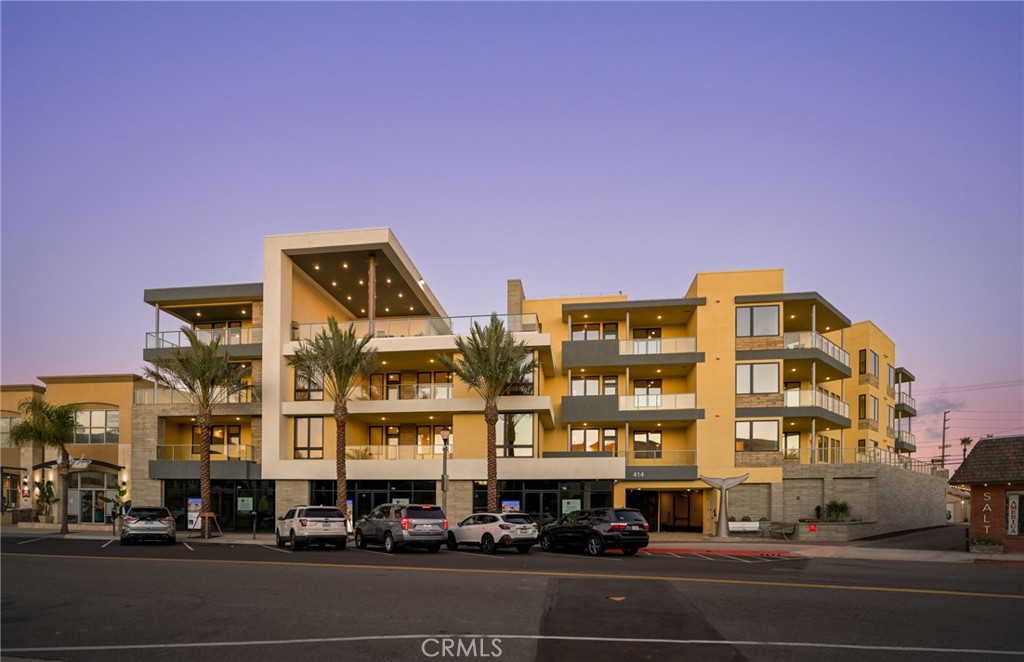 414 Main Street 420