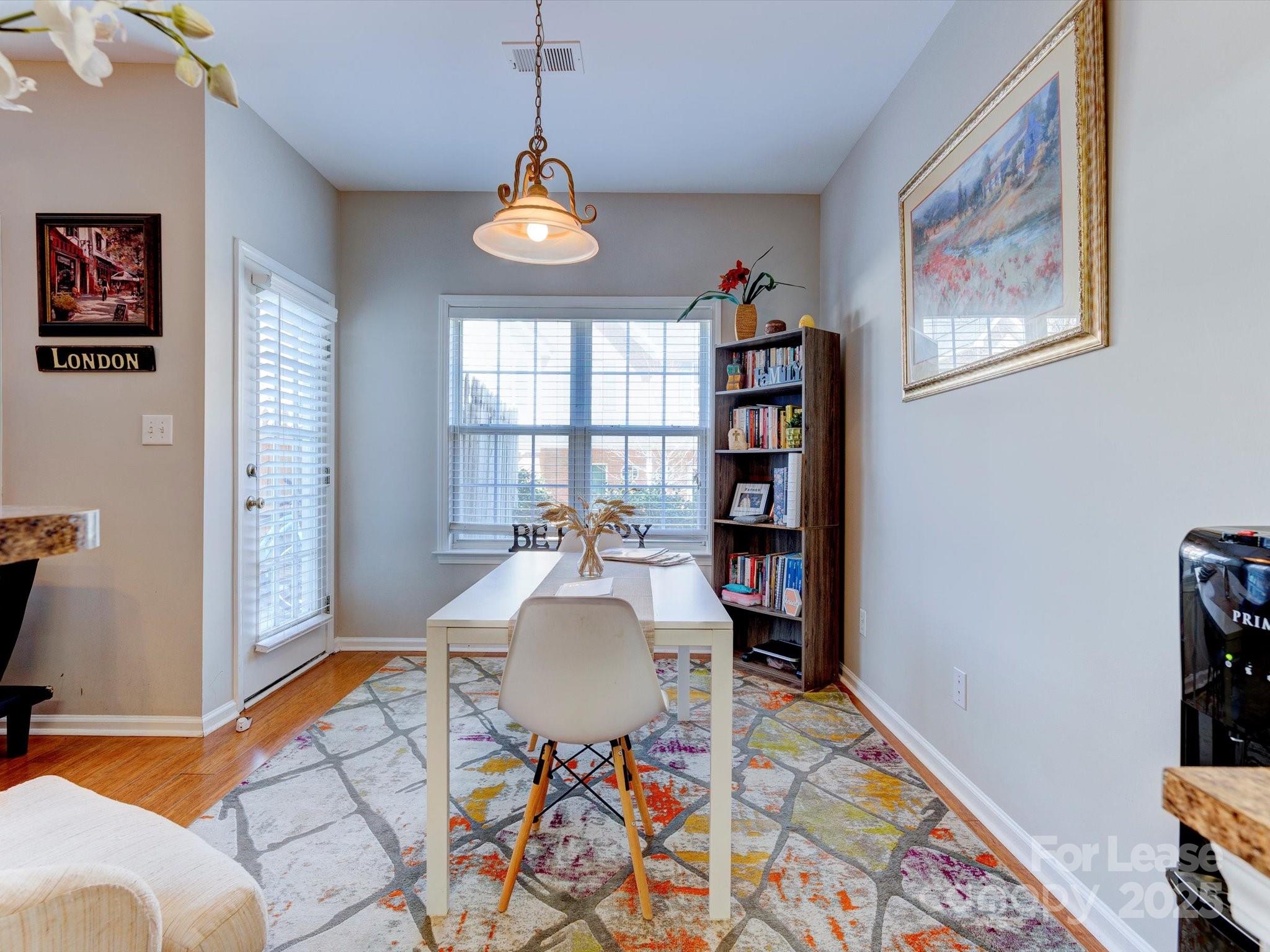 2107 Lennoxshire Square Court