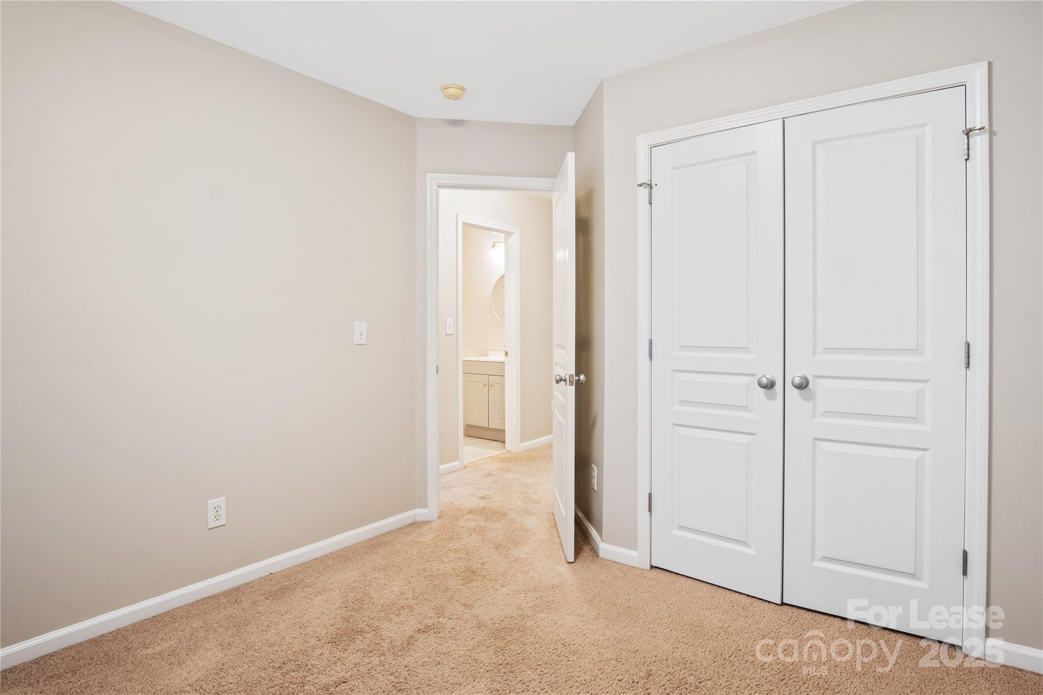 8360 Chaceview Court