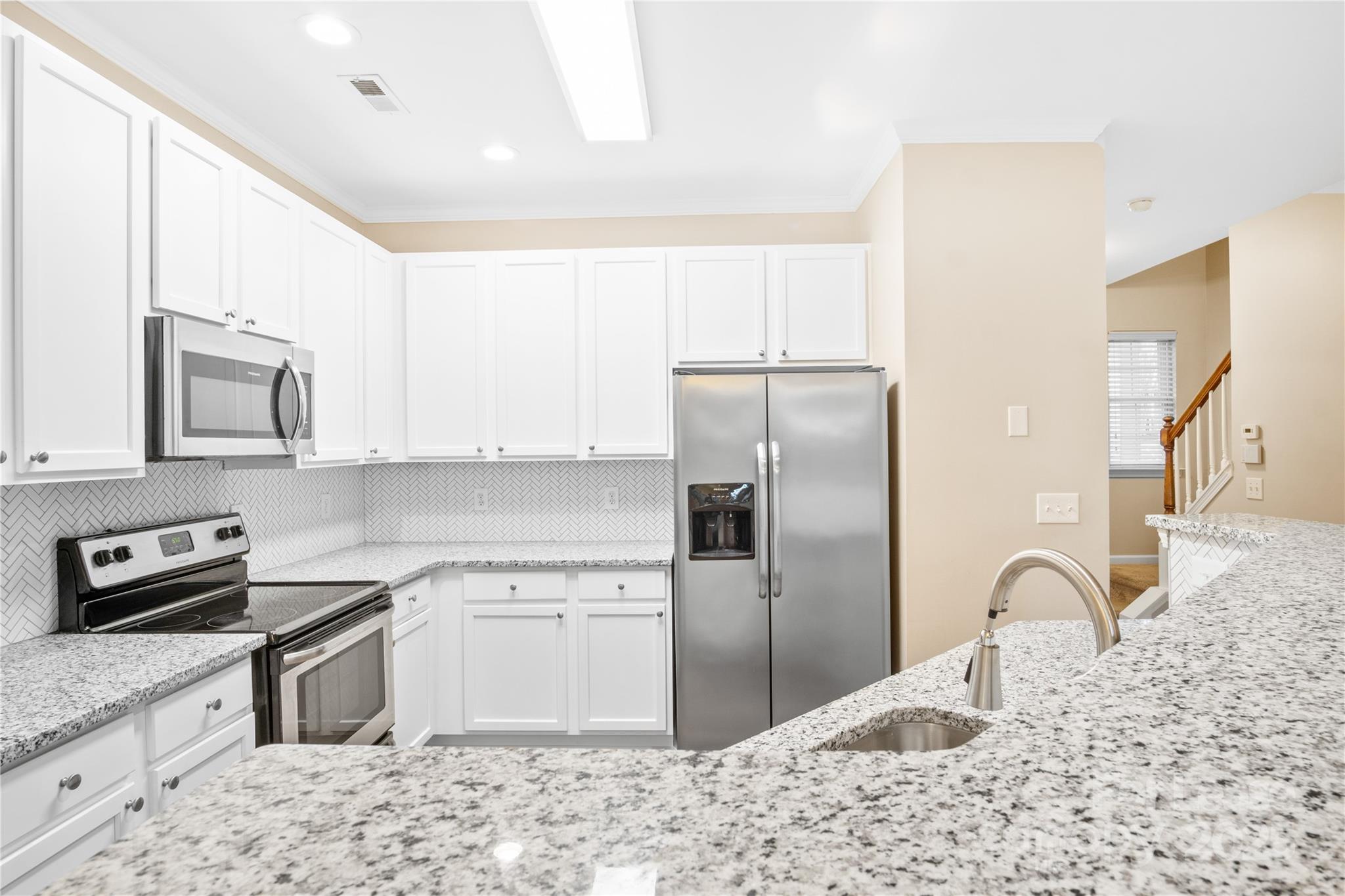8360 Chaceview Court