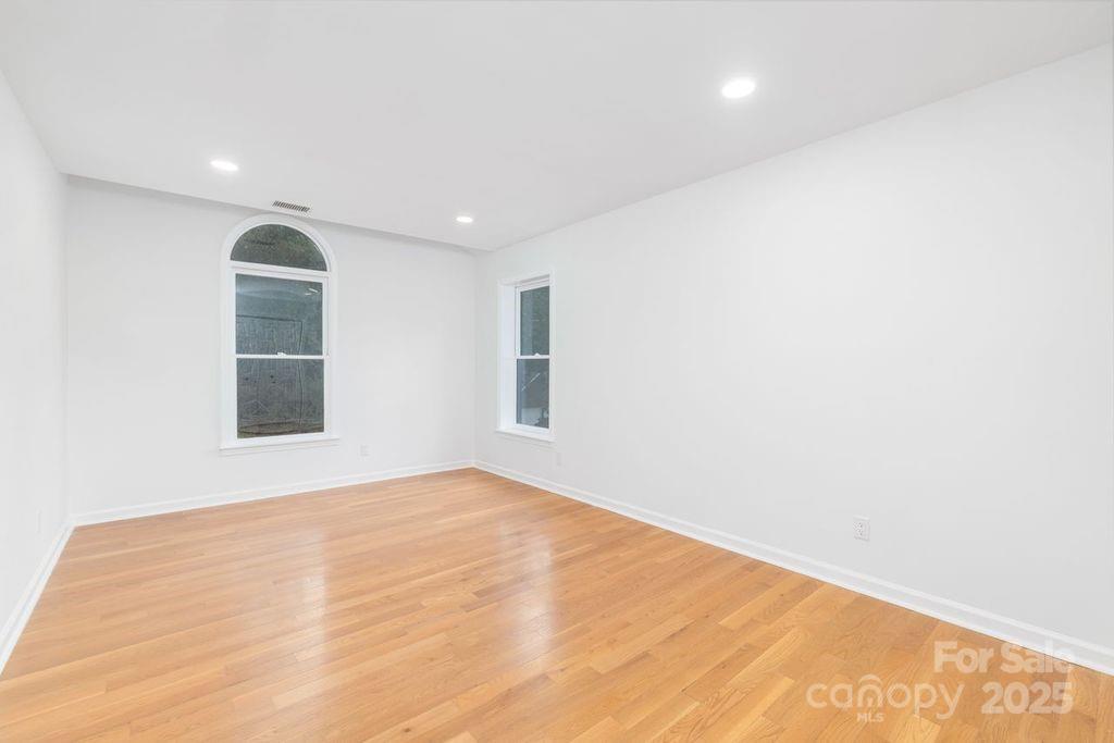 3127 Colvard Park Way