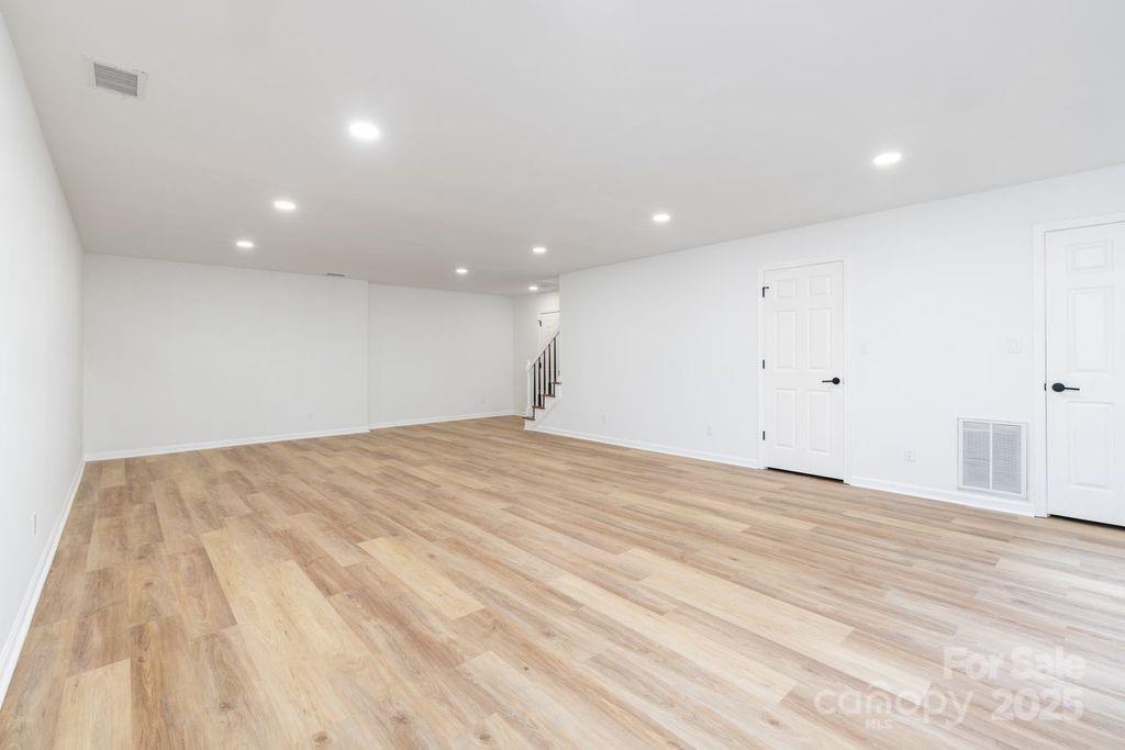 3127 Colvard Park Way