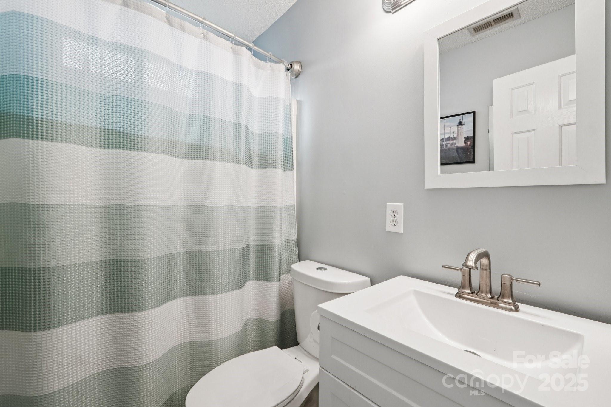 8426 Red Cypress Court