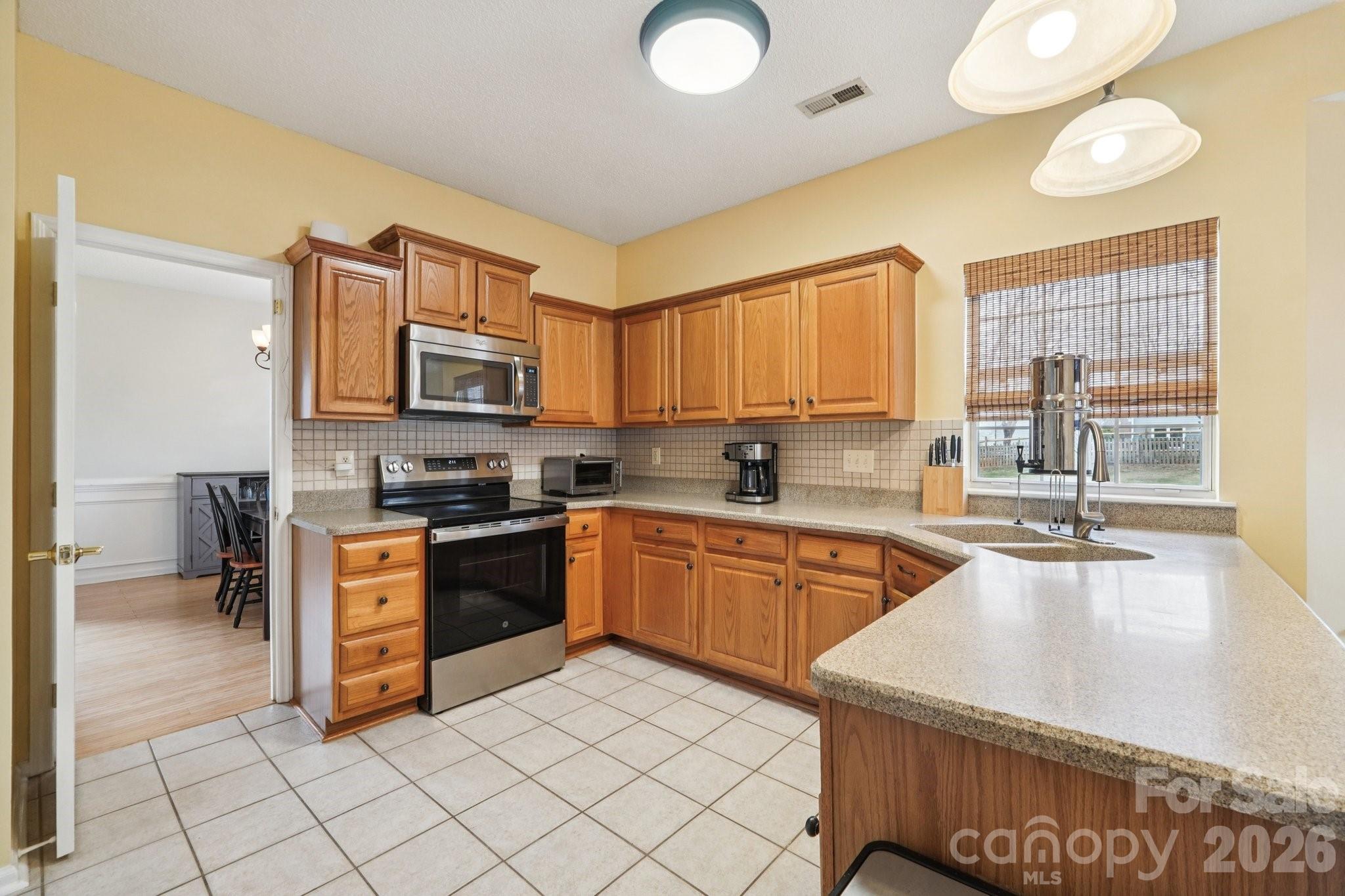 8426 Red Cypress Court