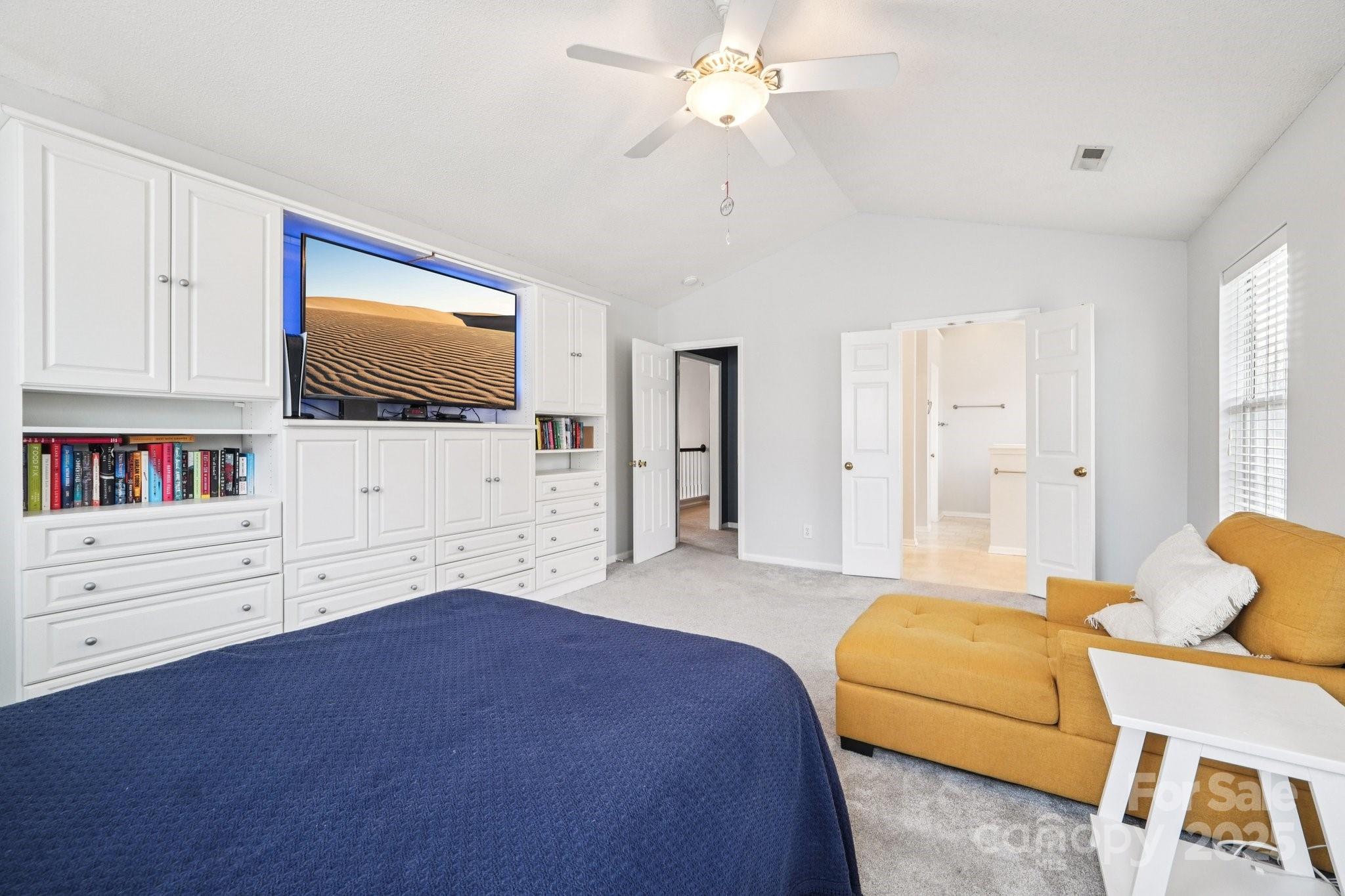 8426 Red Cypress Court