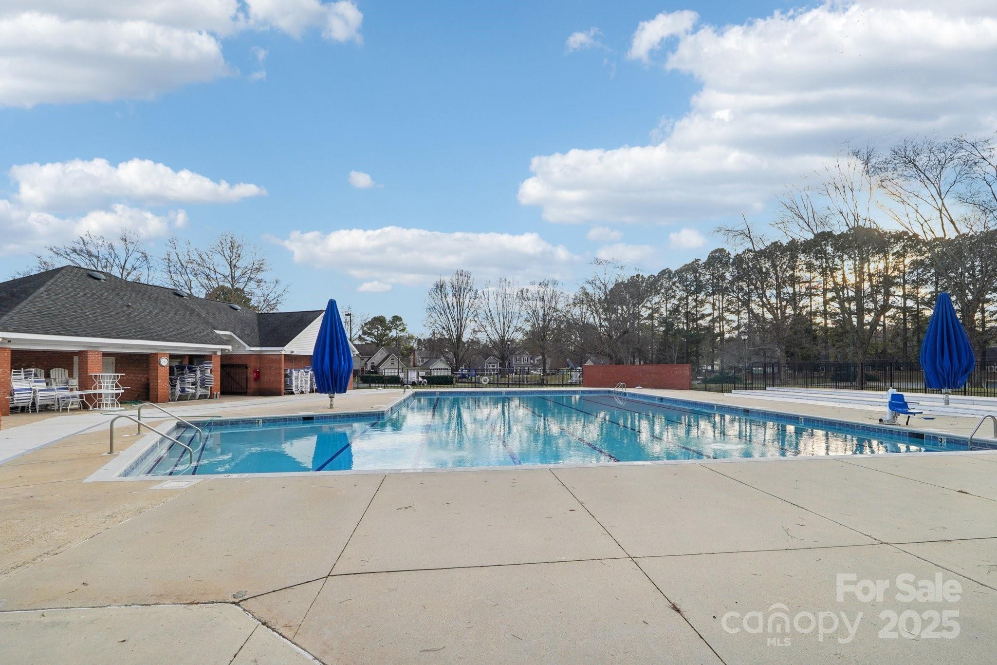 8426 Red Cypress Court