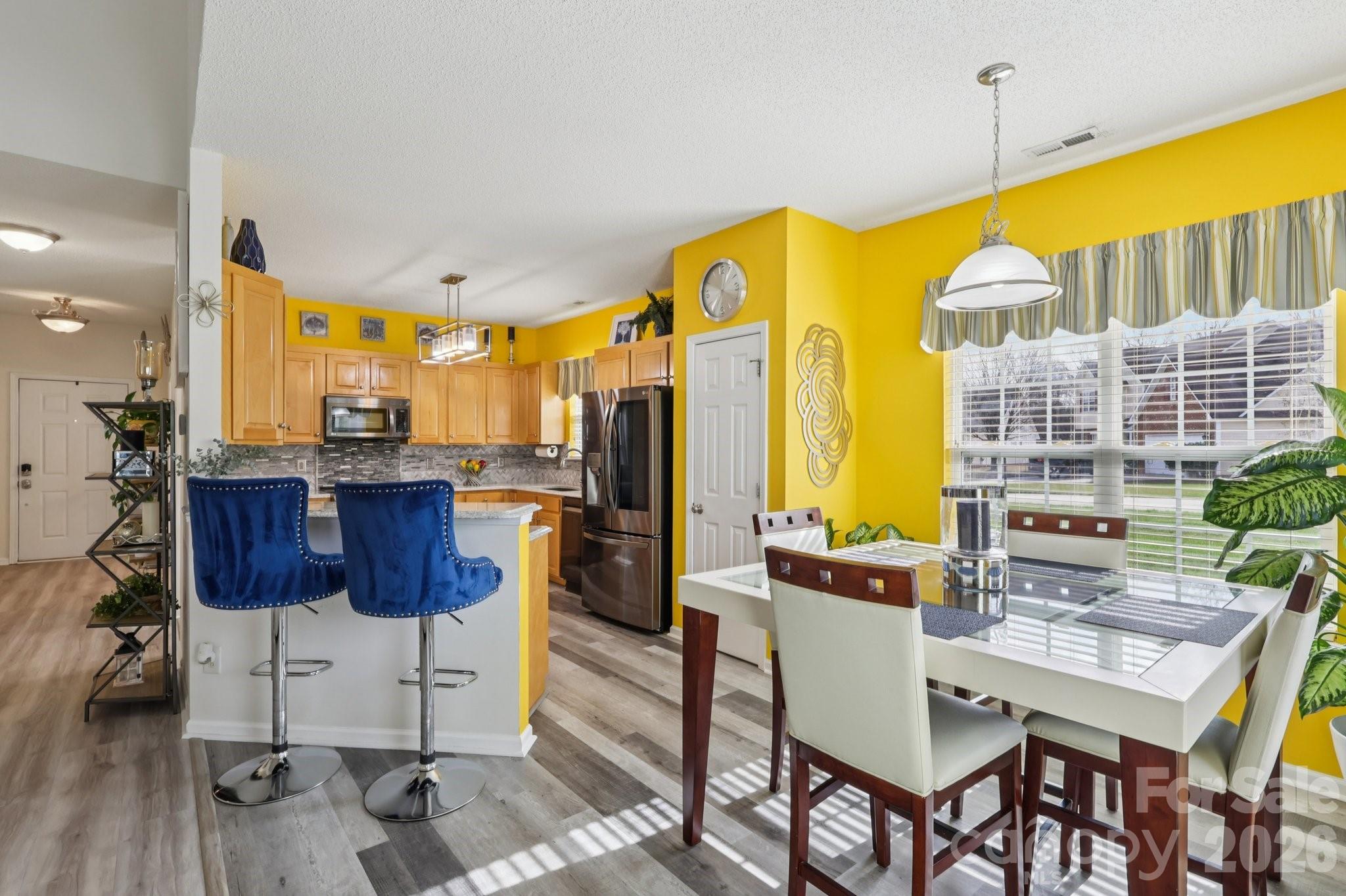 3019 Twin Peaks Court