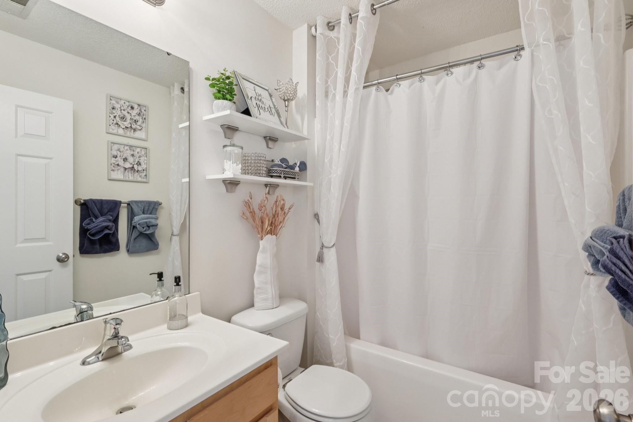 3019 Twin Peaks Court