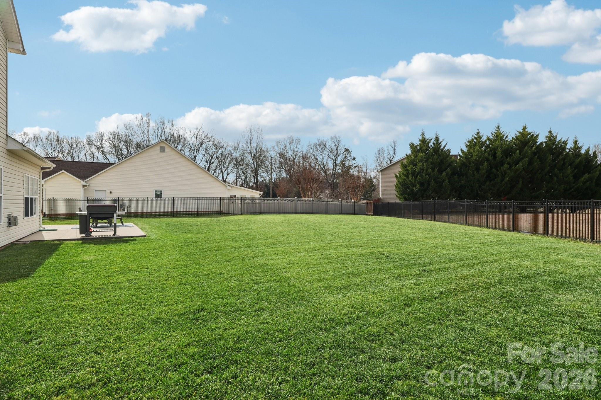 3019 Twin Peaks Court