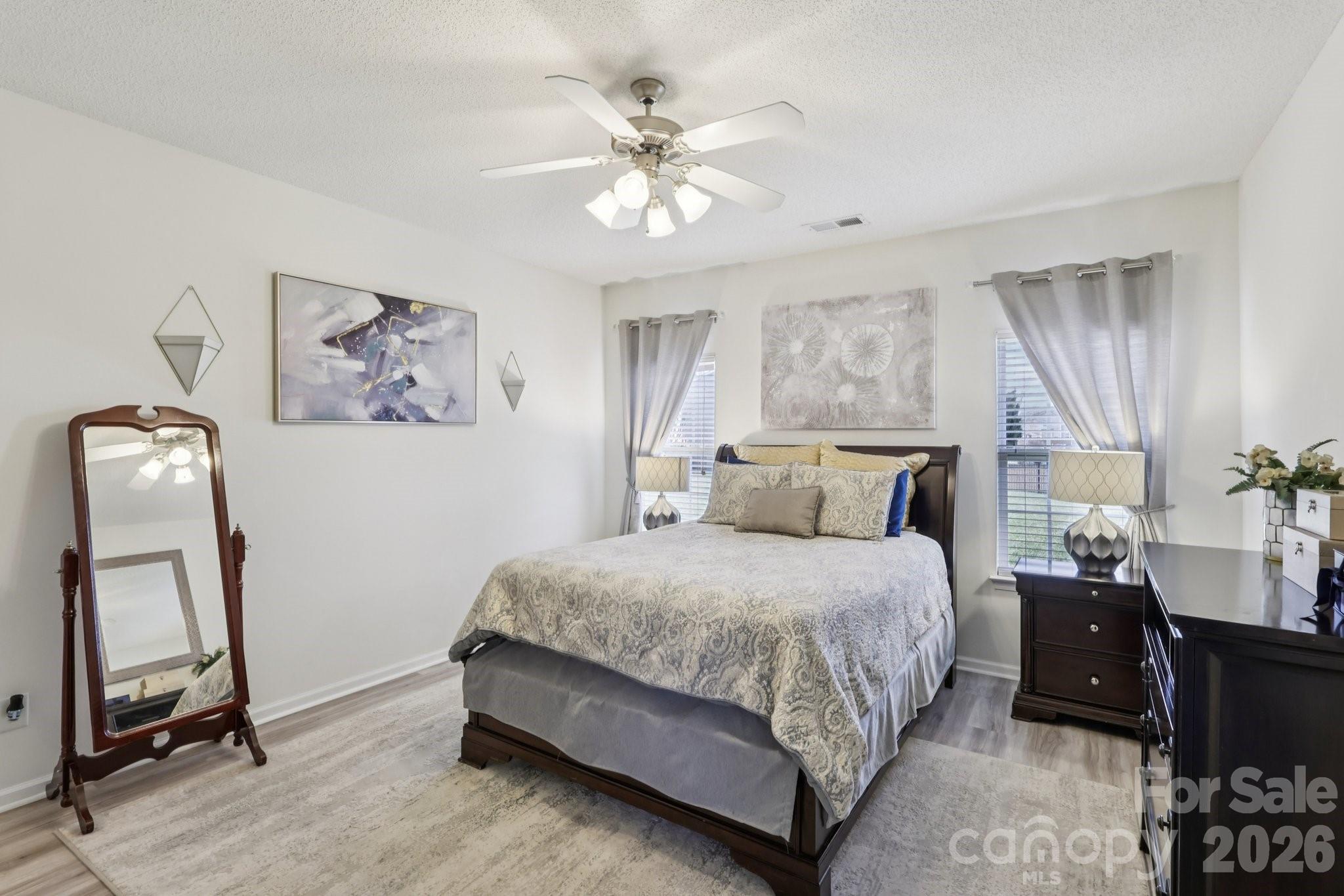 3019 Twin Peaks Court