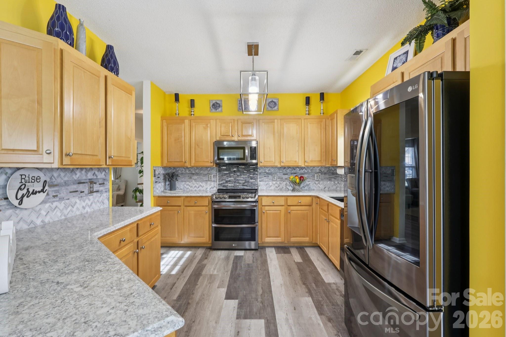 3019 Twin Peaks Court