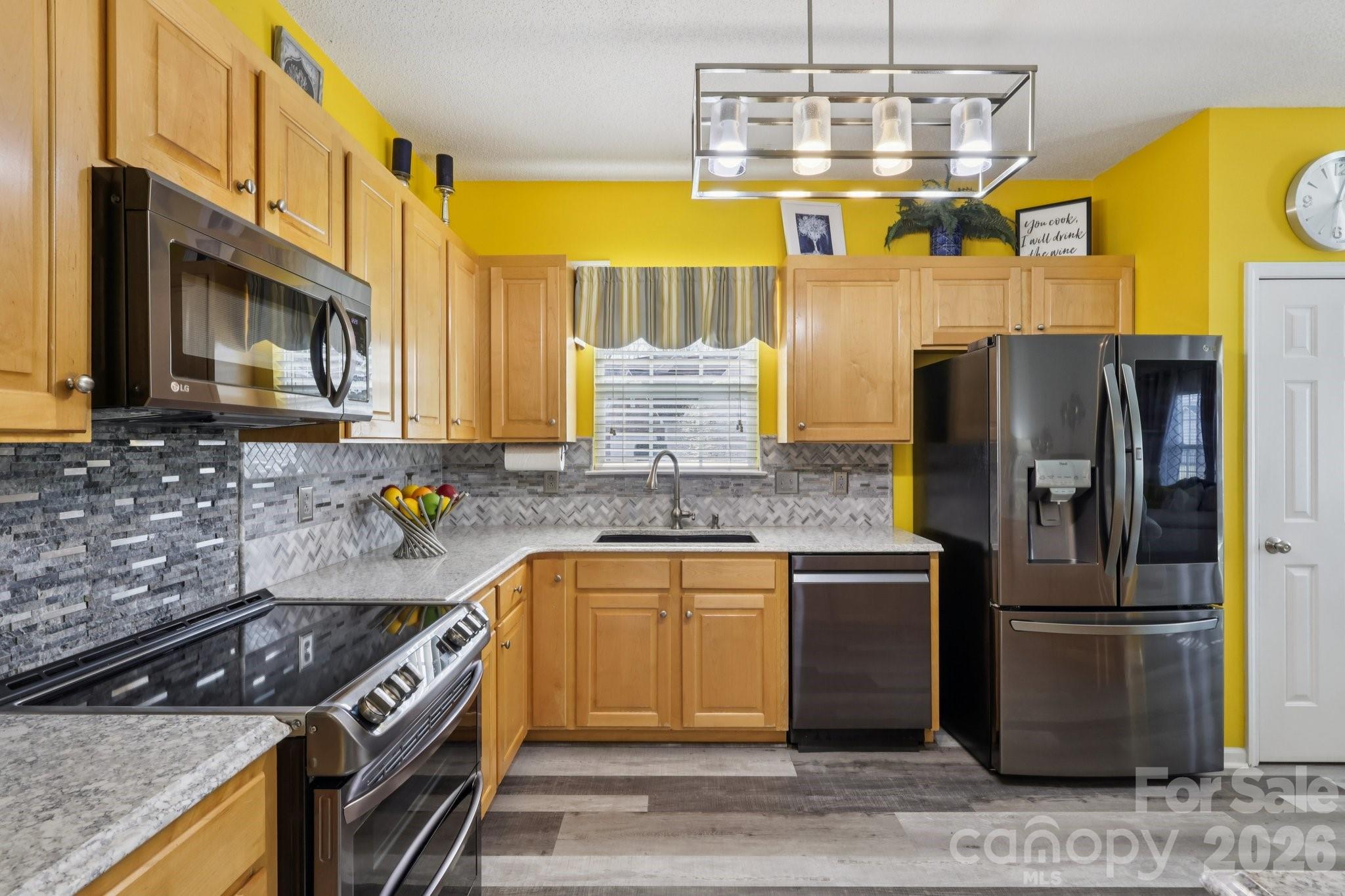 3019 Twin Peaks Court