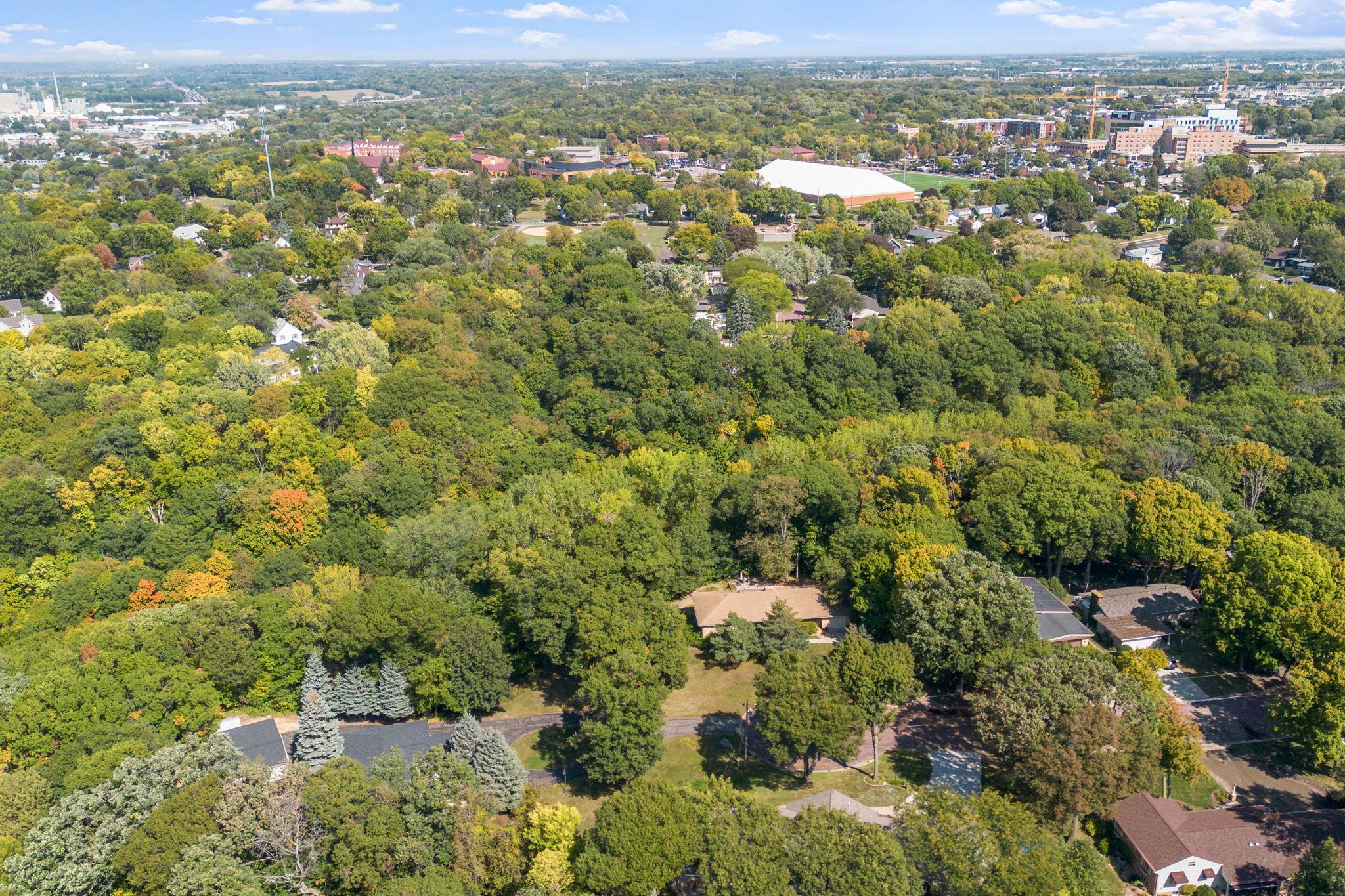 157 W Glencrest Drive