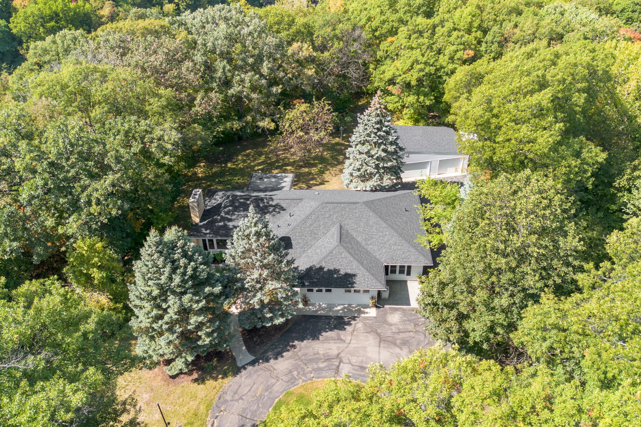157 W Glencrest Drive