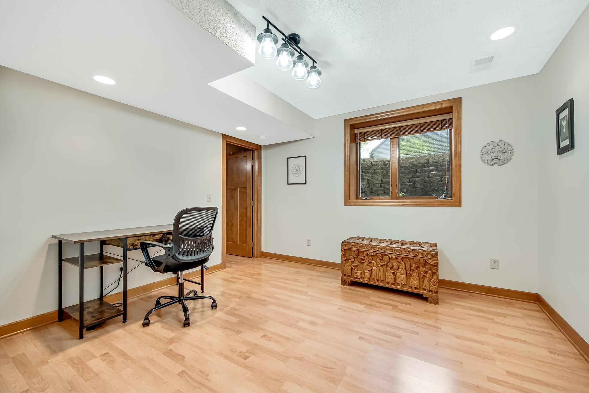 8085 134th Street W