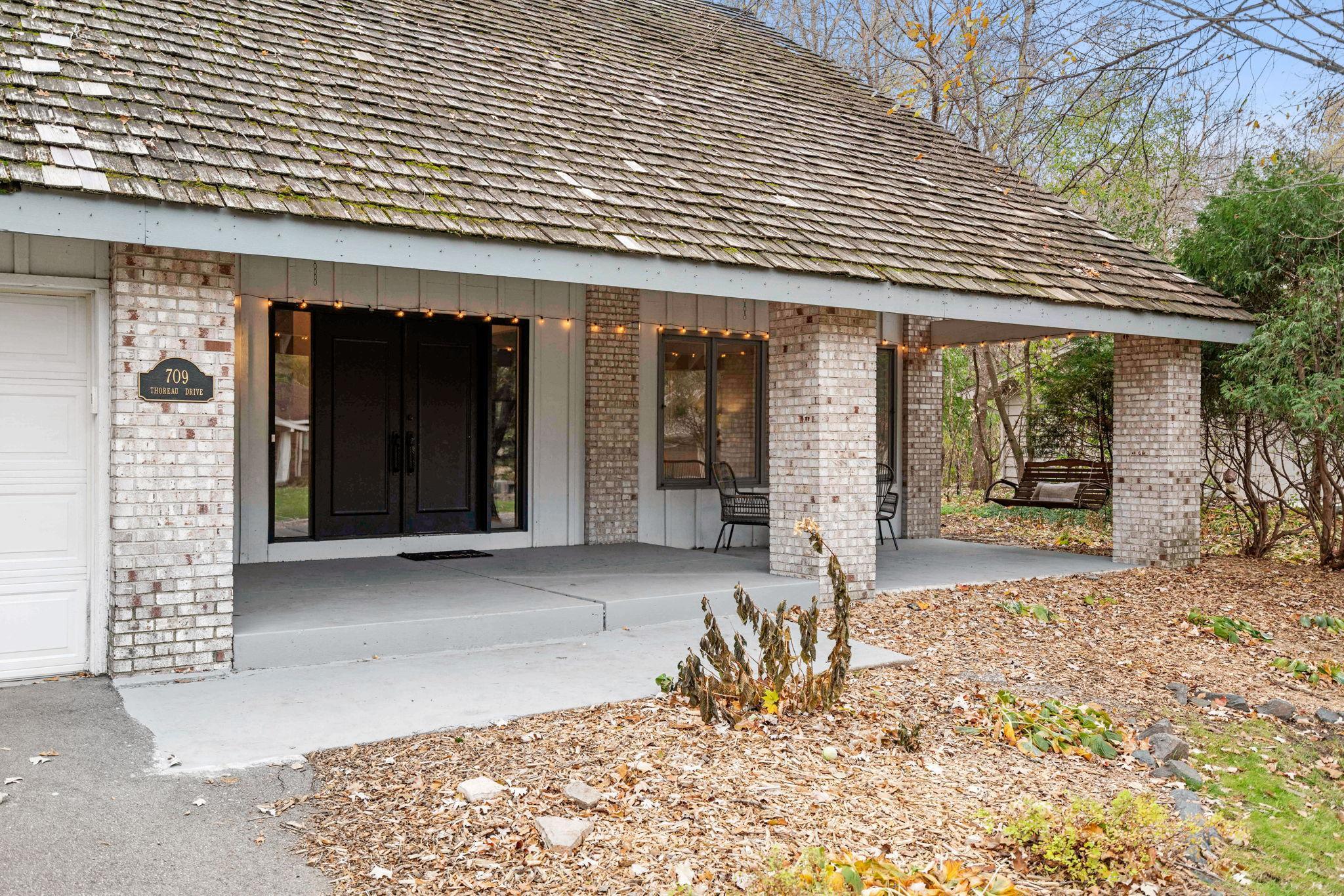 709 Thoreau Drive