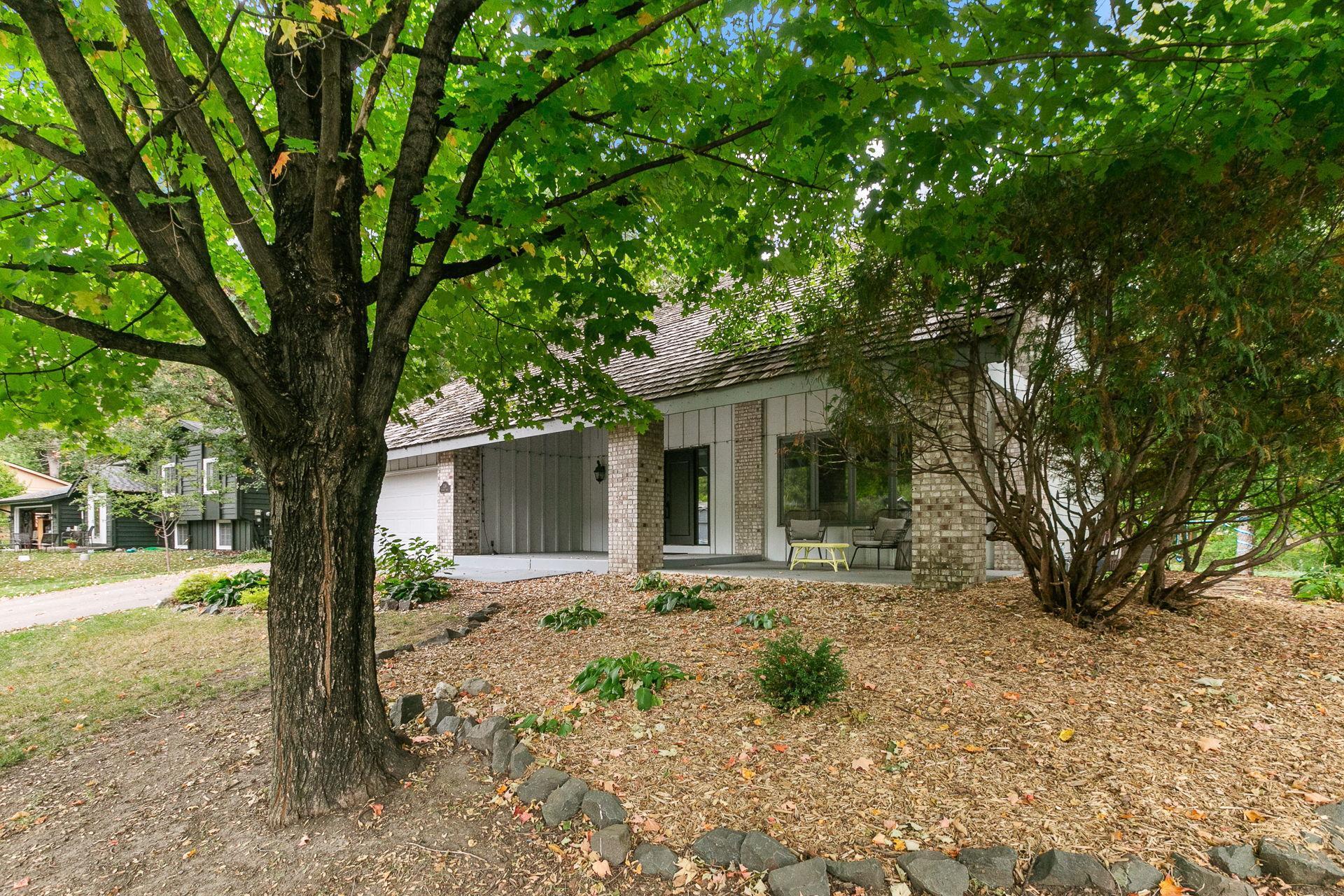 709 Thoreau Drive