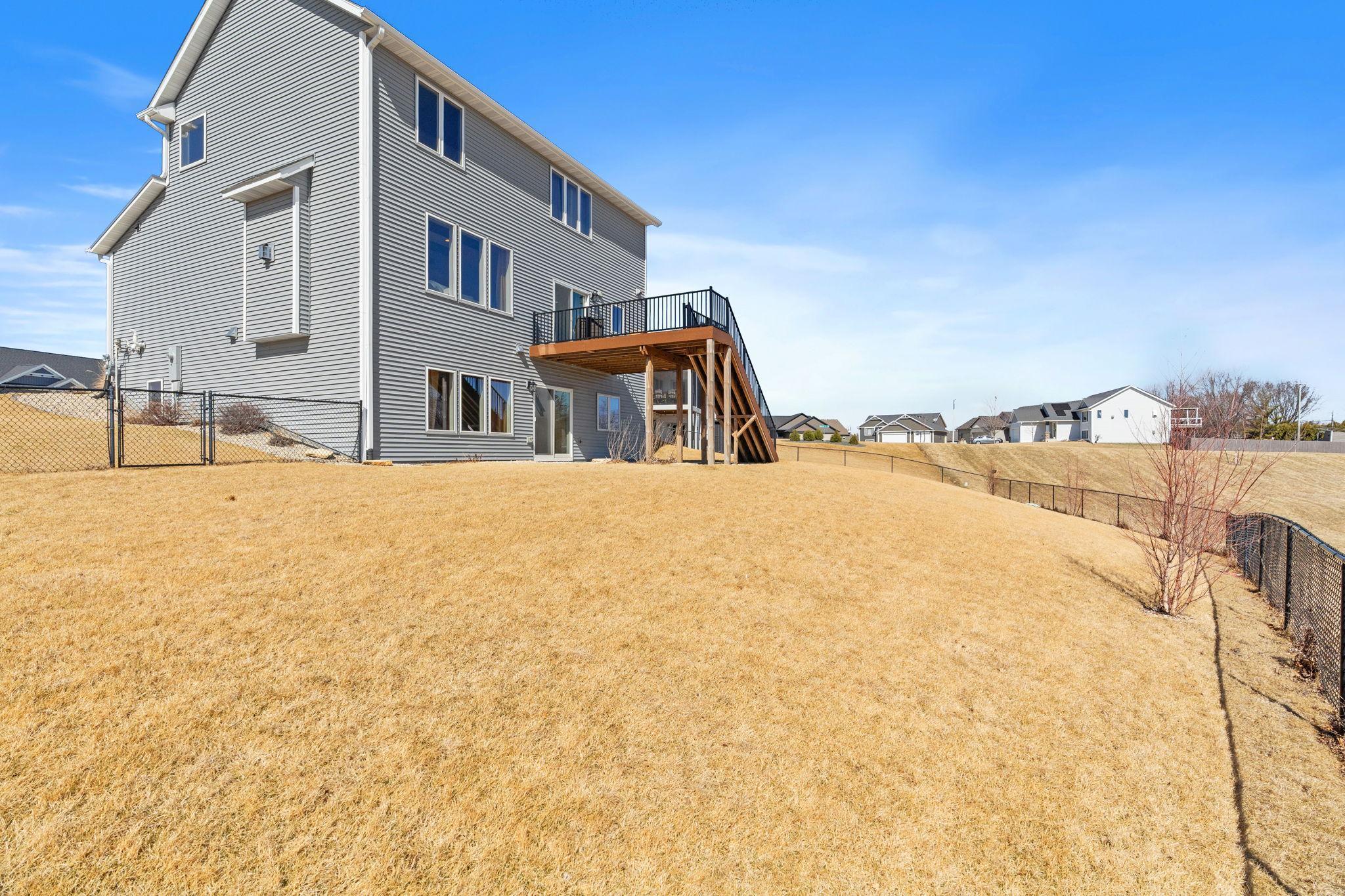 3944 Libra Lane SW