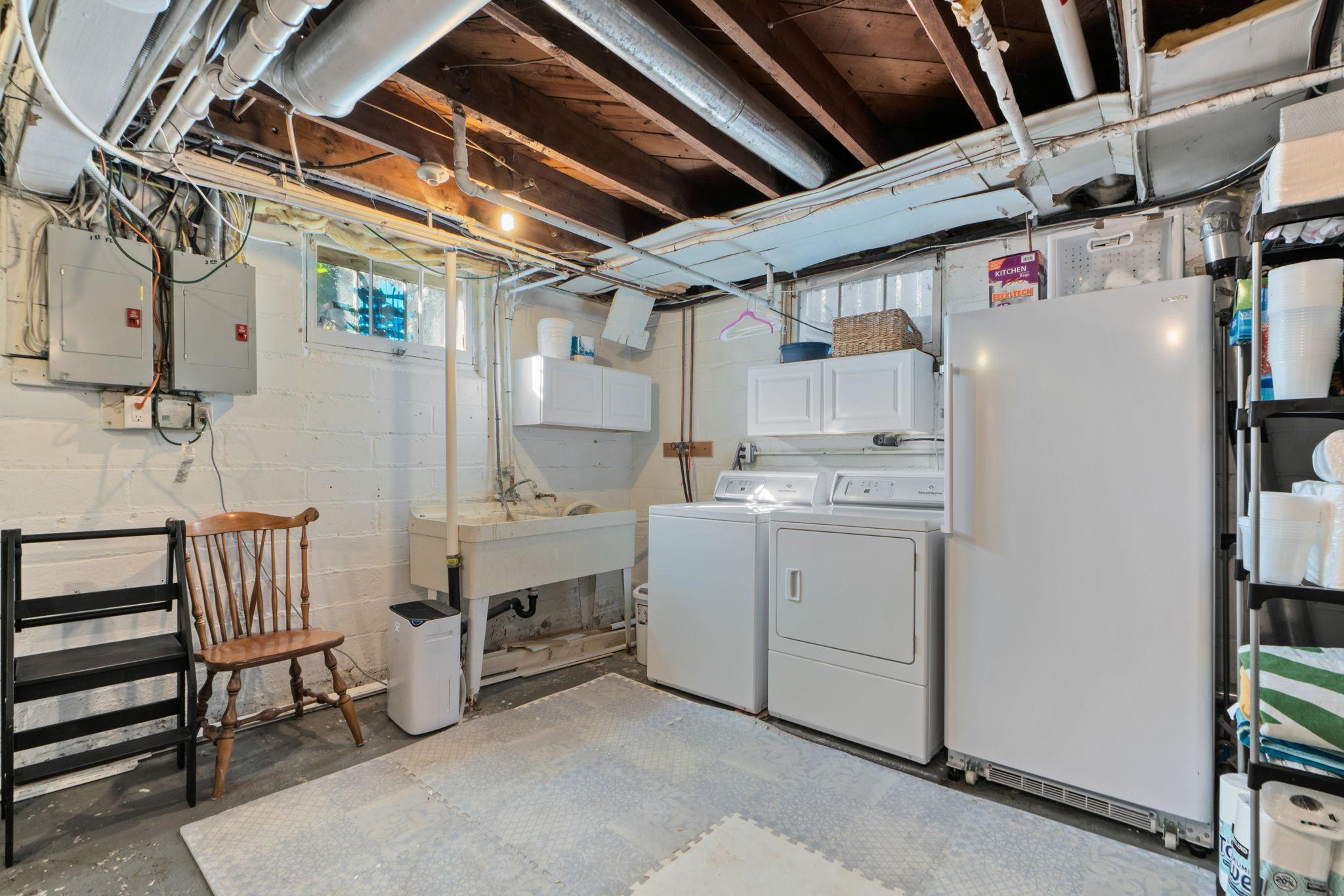 22 14th Avenue N