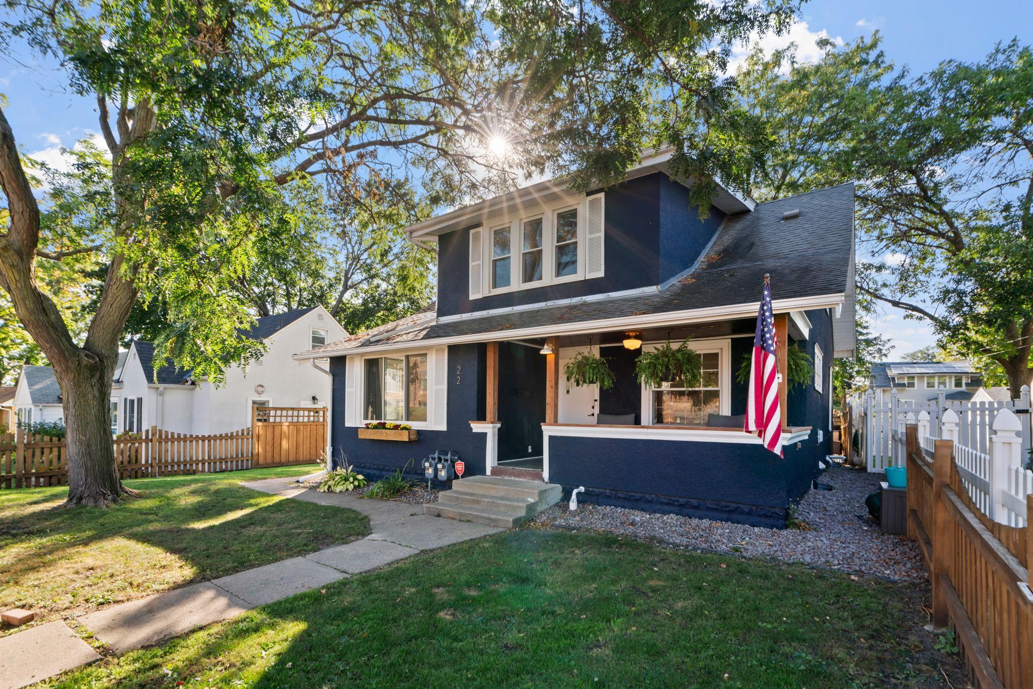 22 14th Avenue N