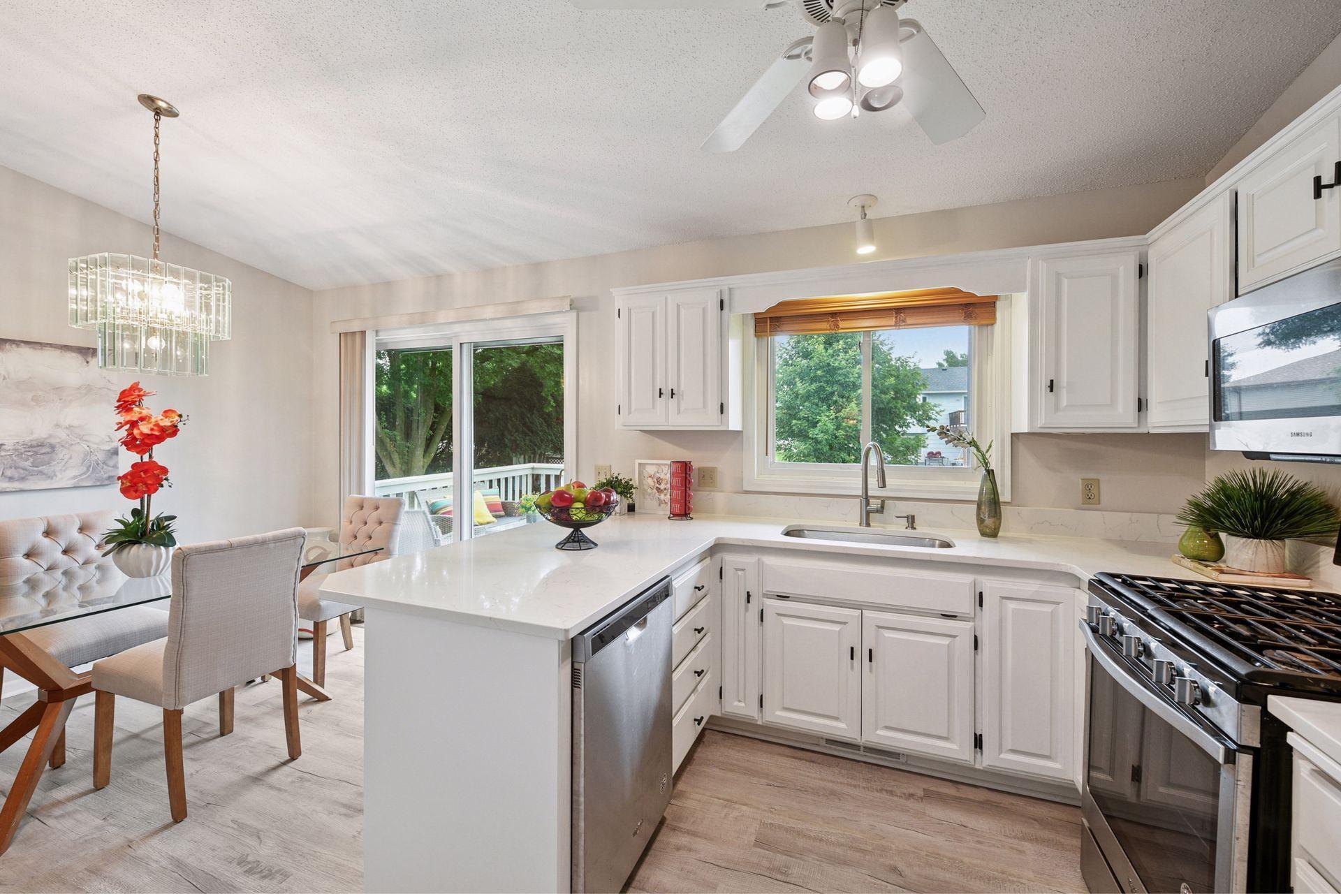 8580 Chanhassen Hills Drive S
