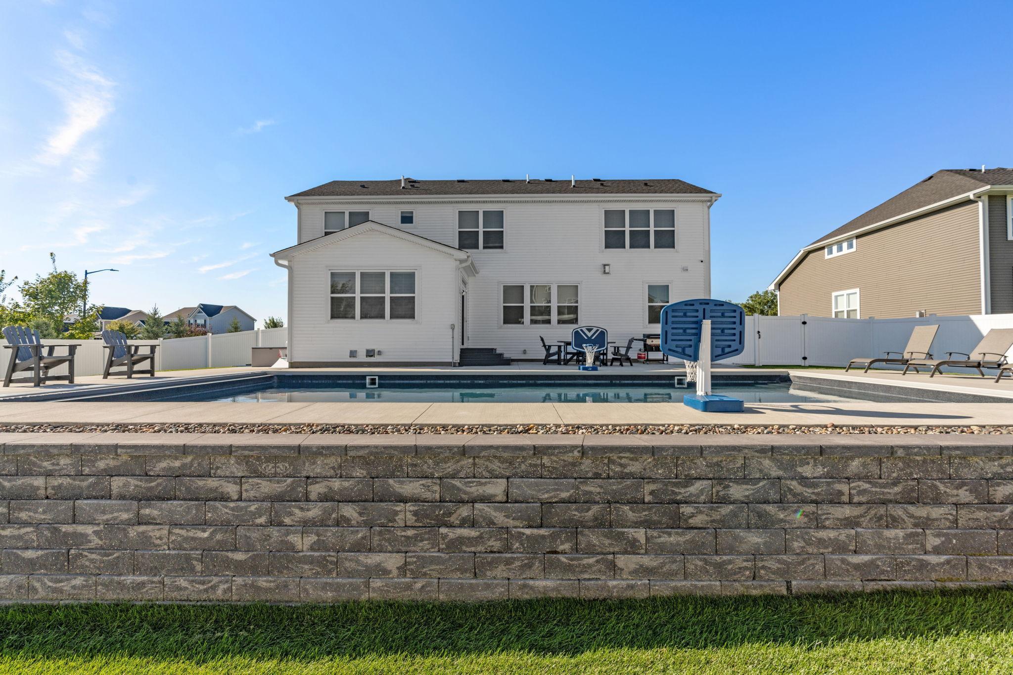 8015 182nd Street W