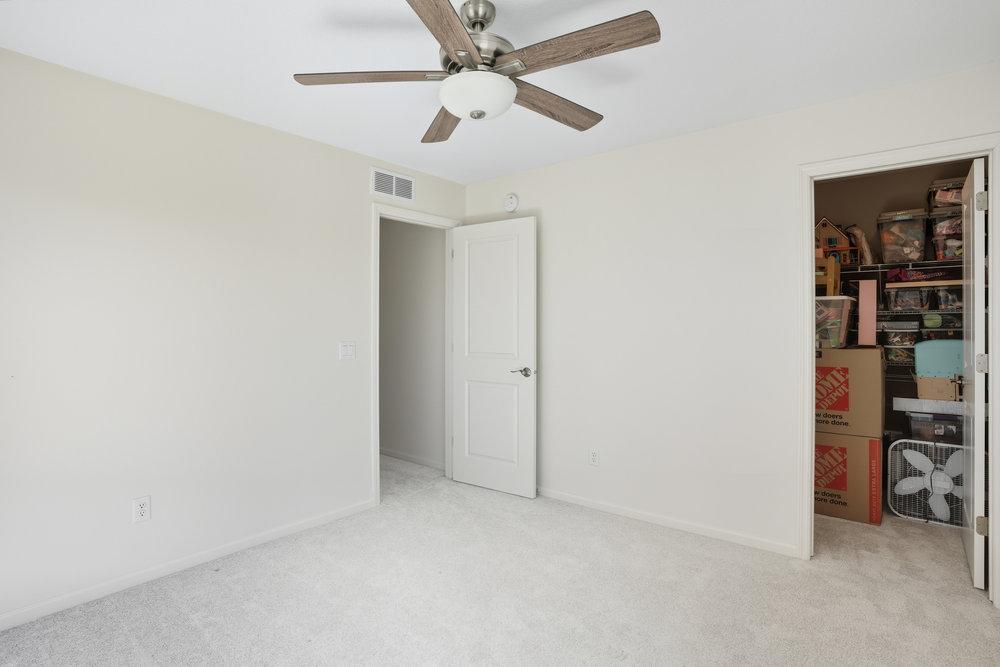 5025 Sandpebble Lane