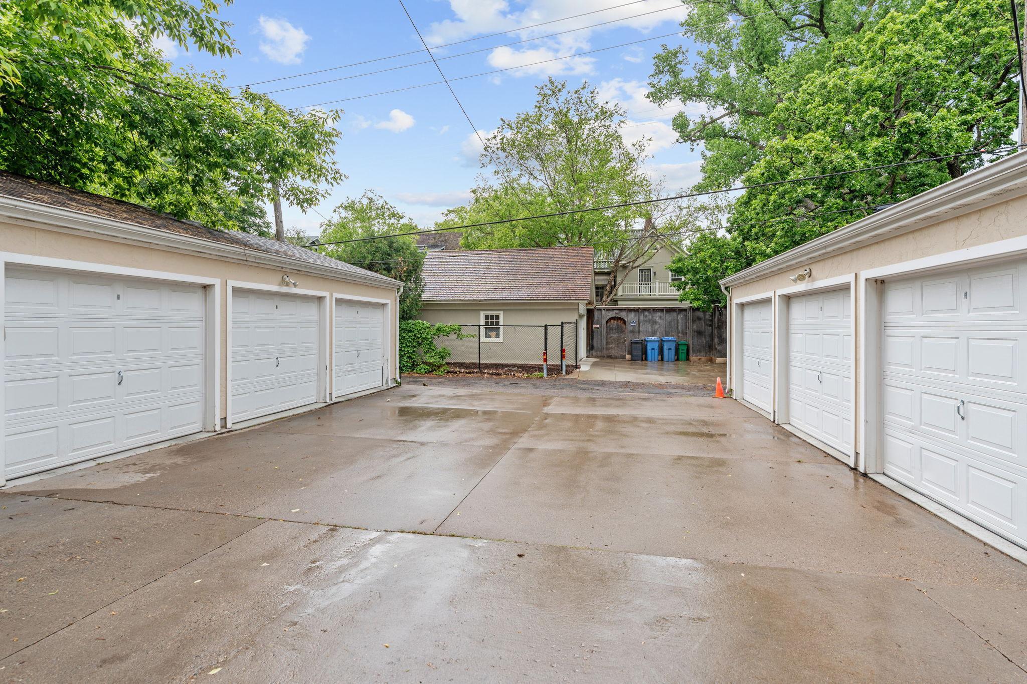 2606 Humboldt Avenue S Unit: 3