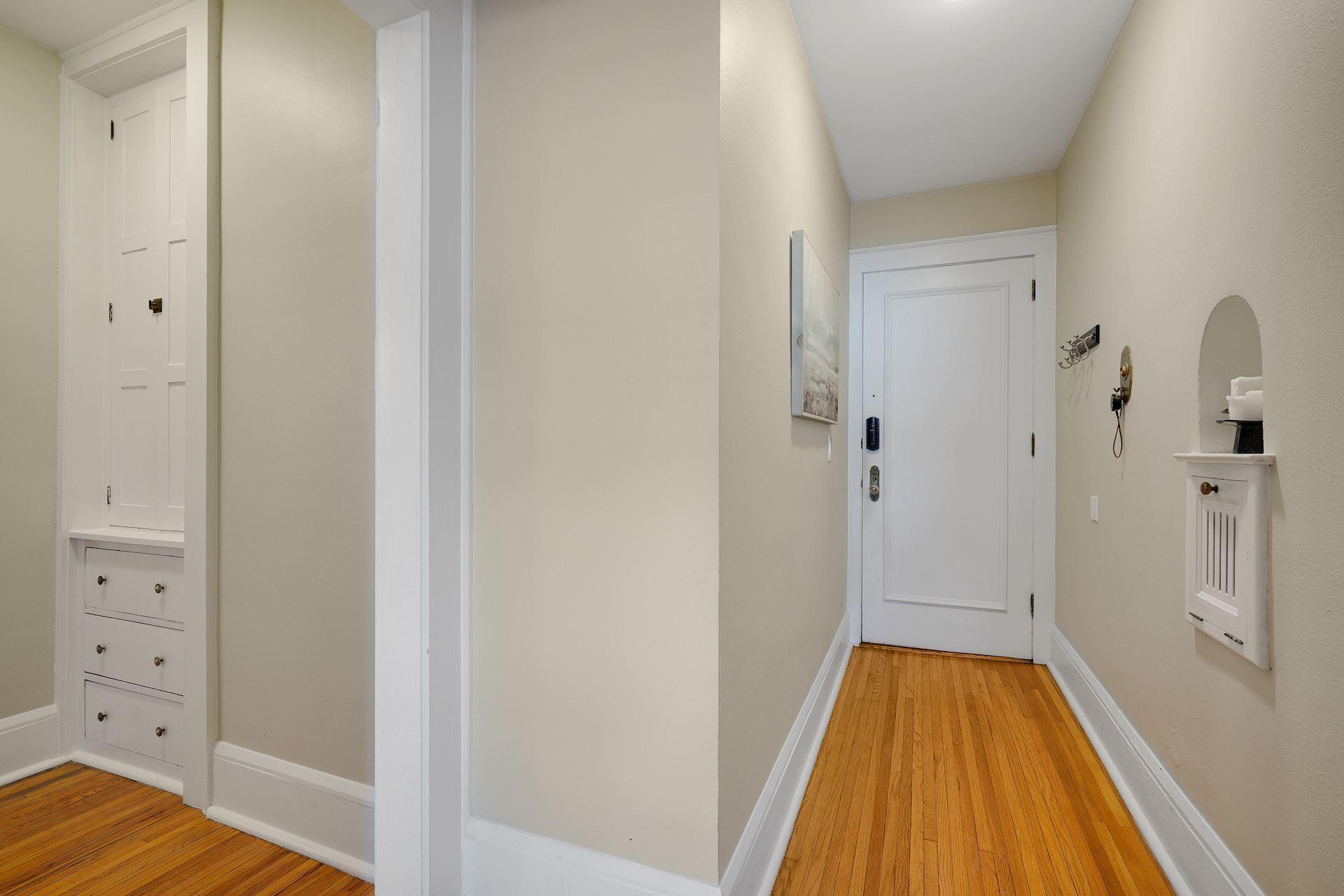 2606 Humboldt Avenue S Unit: 3