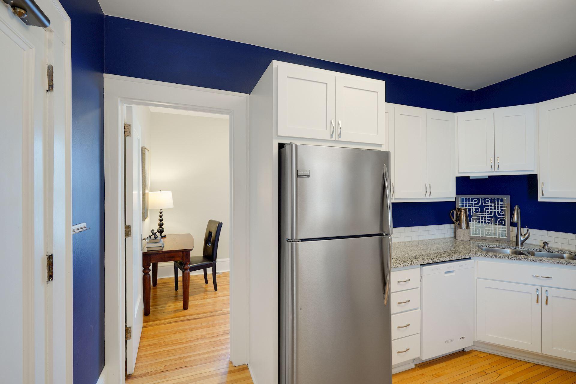 2606 Humboldt Avenue S Unit: 3