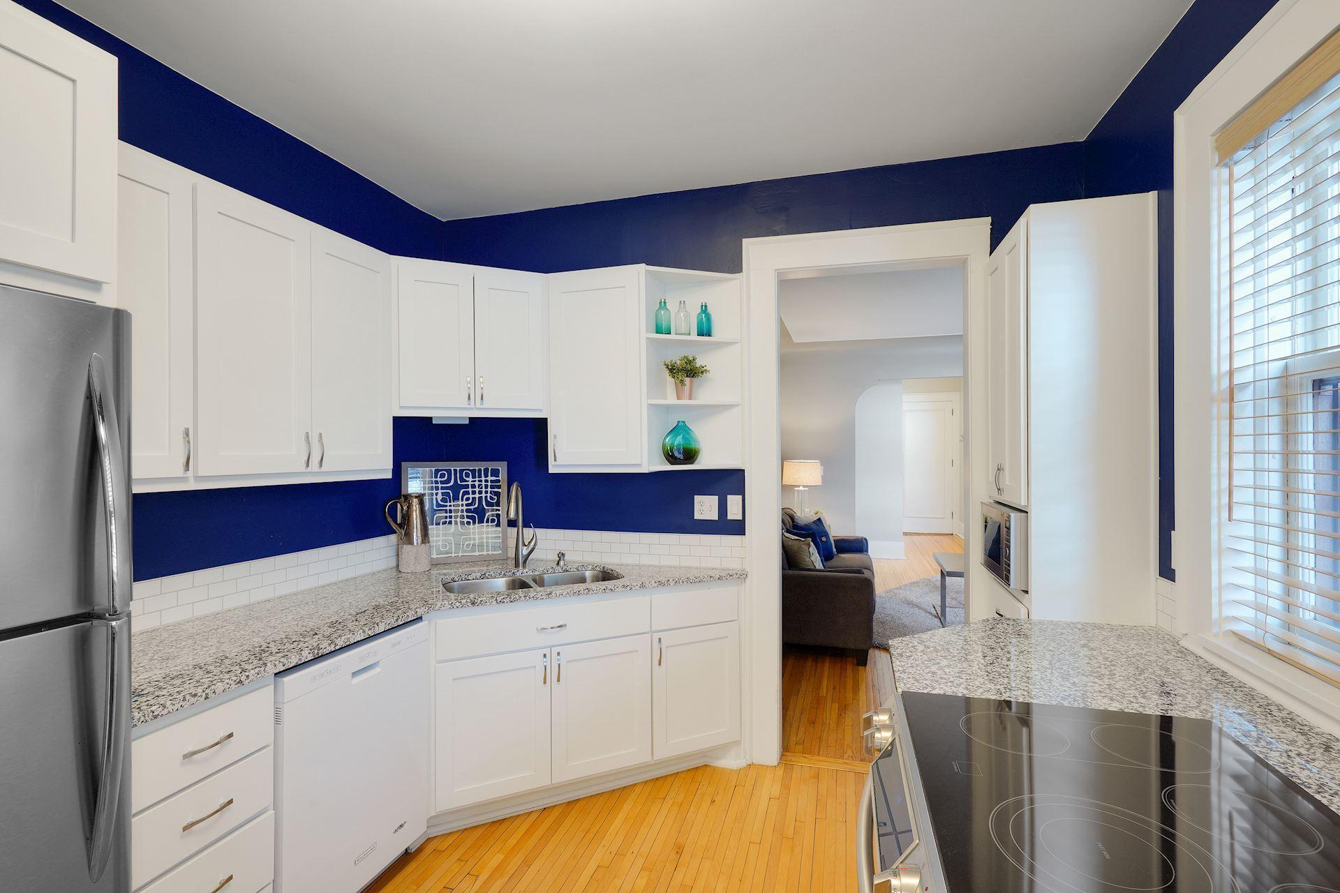 2606 Humboldt Avenue S Unit: 3