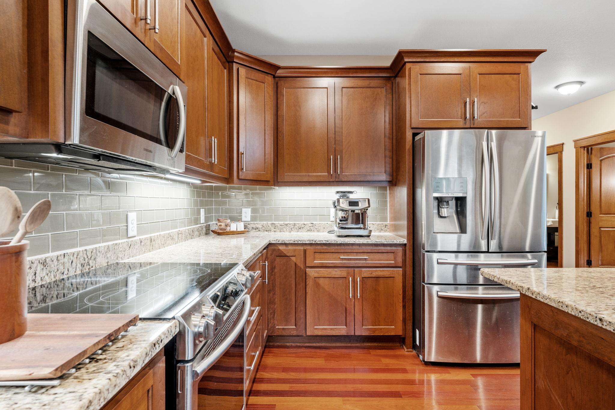 17400 Sunset Trail SW