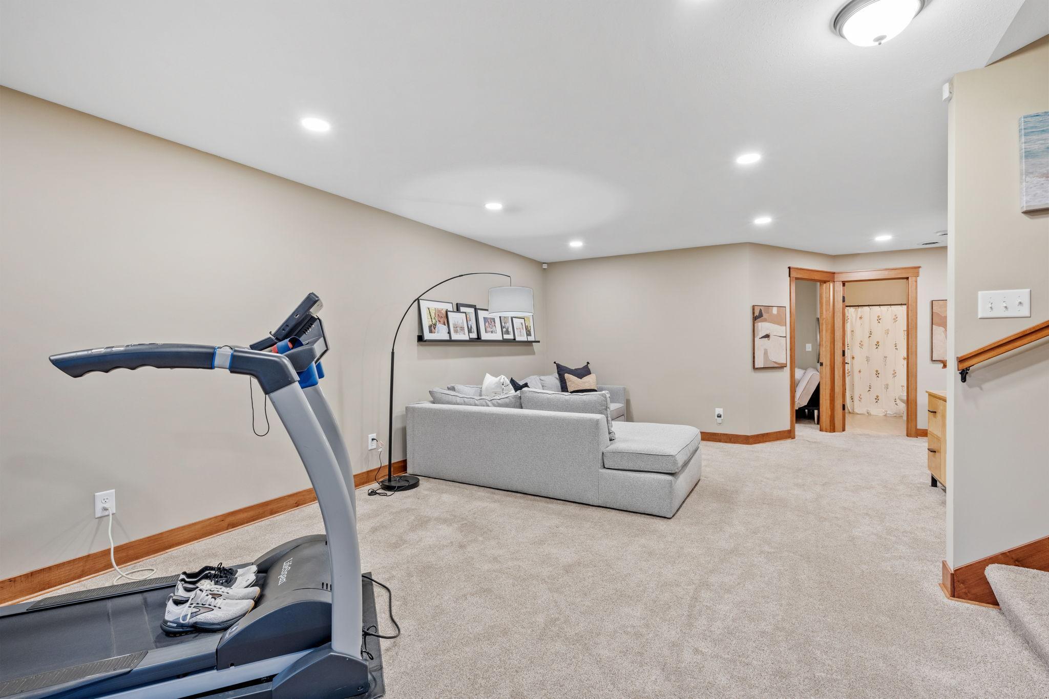 17400 Sunset Trail SW