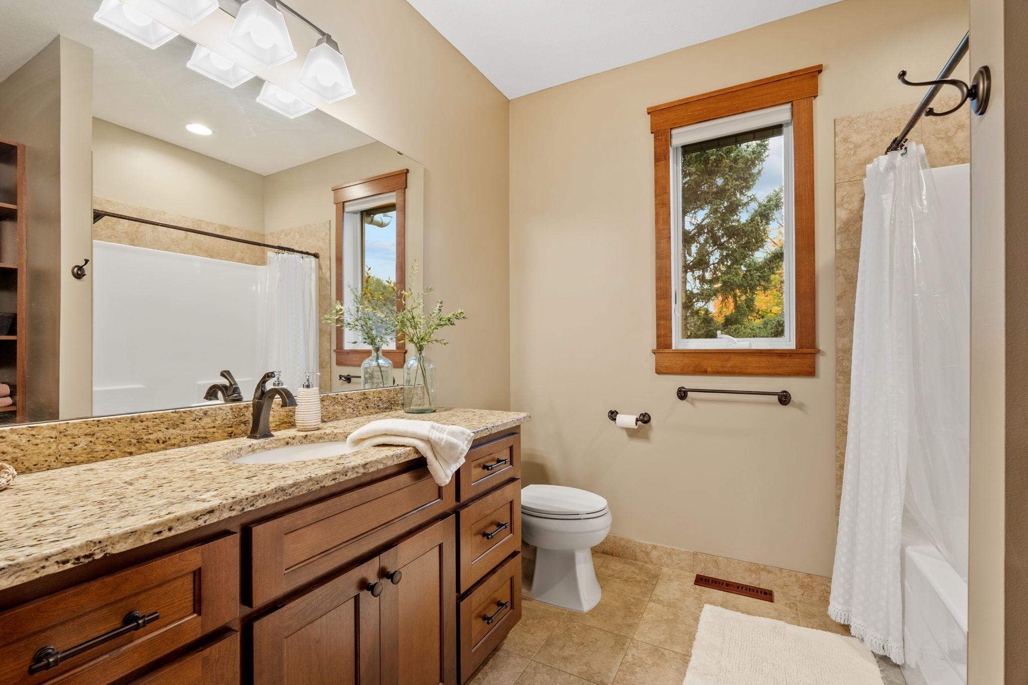 17400 Sunset Trail SW