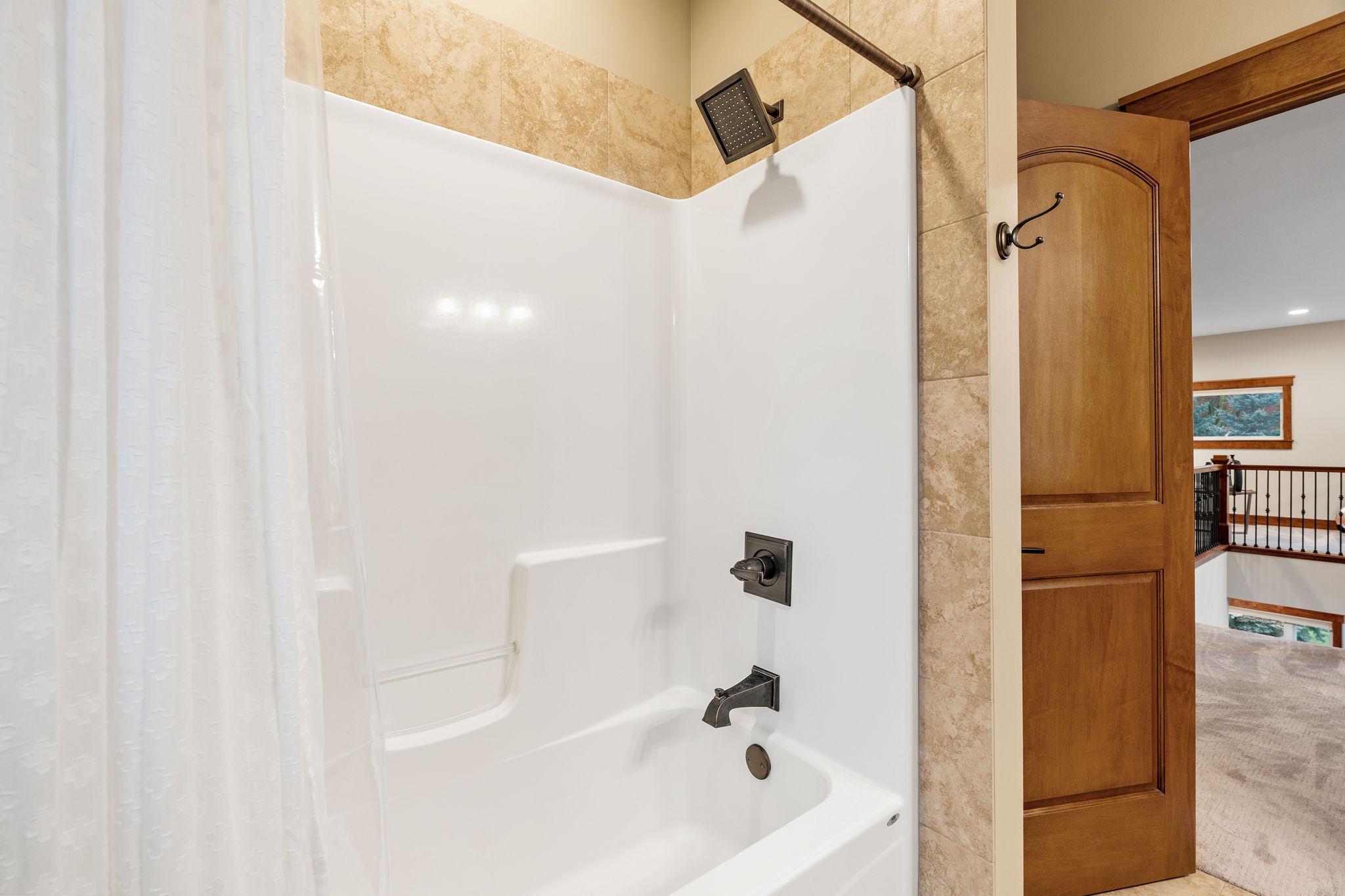 17400 Sunset Trail SW