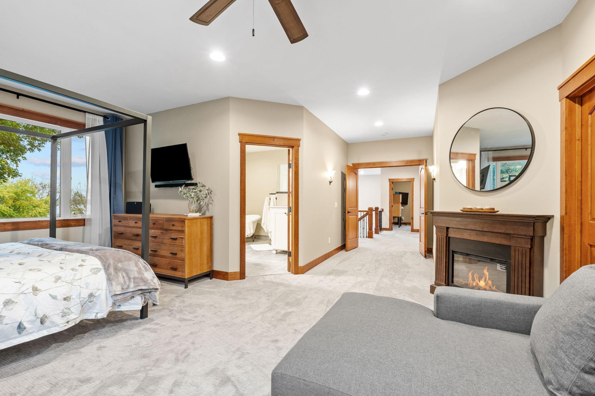 17400 Sunset Trail SW