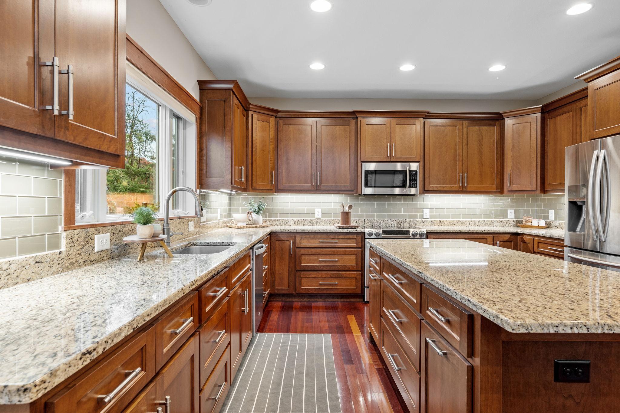 17400 Sunset Trail SW