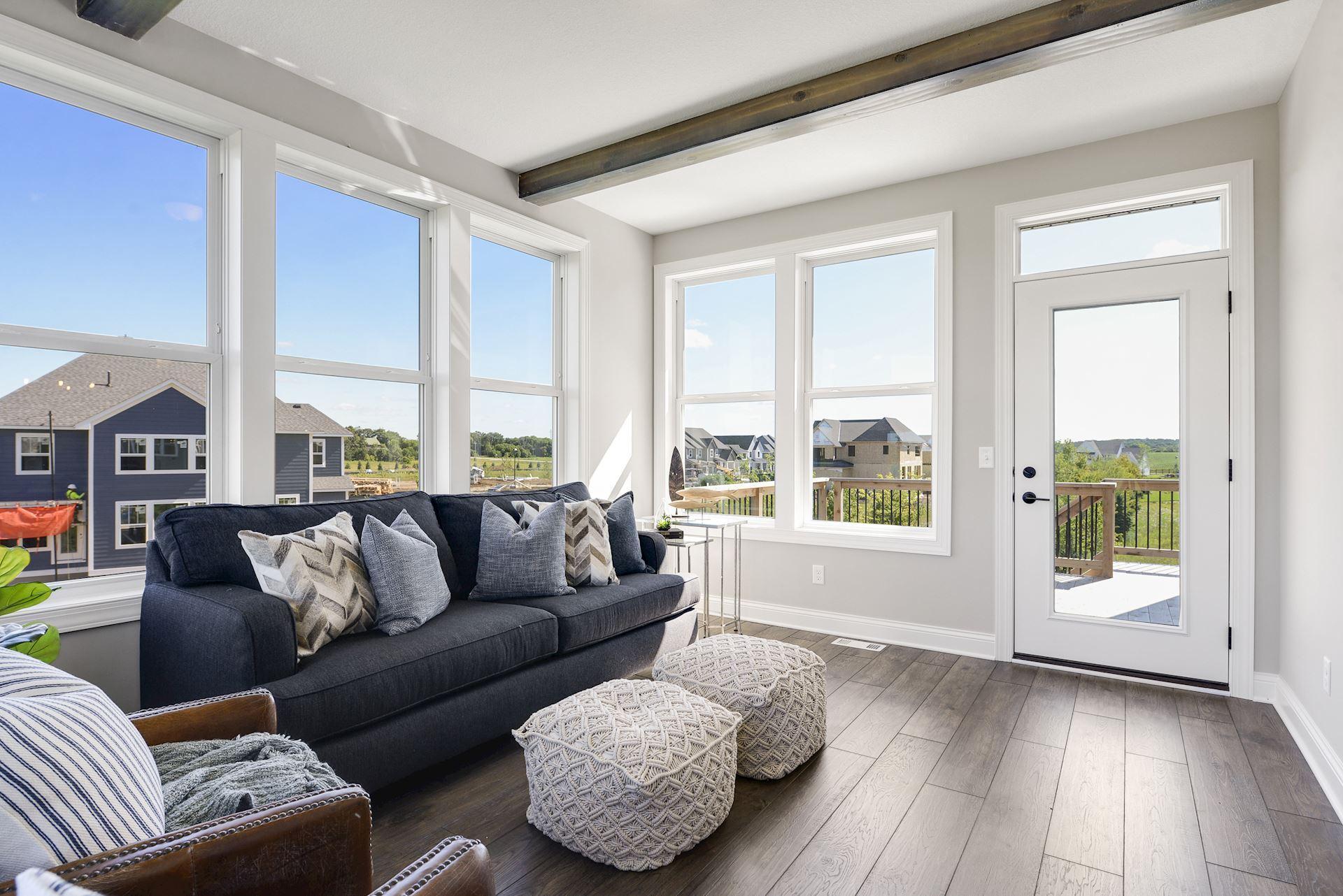 4577 Sunset Lane