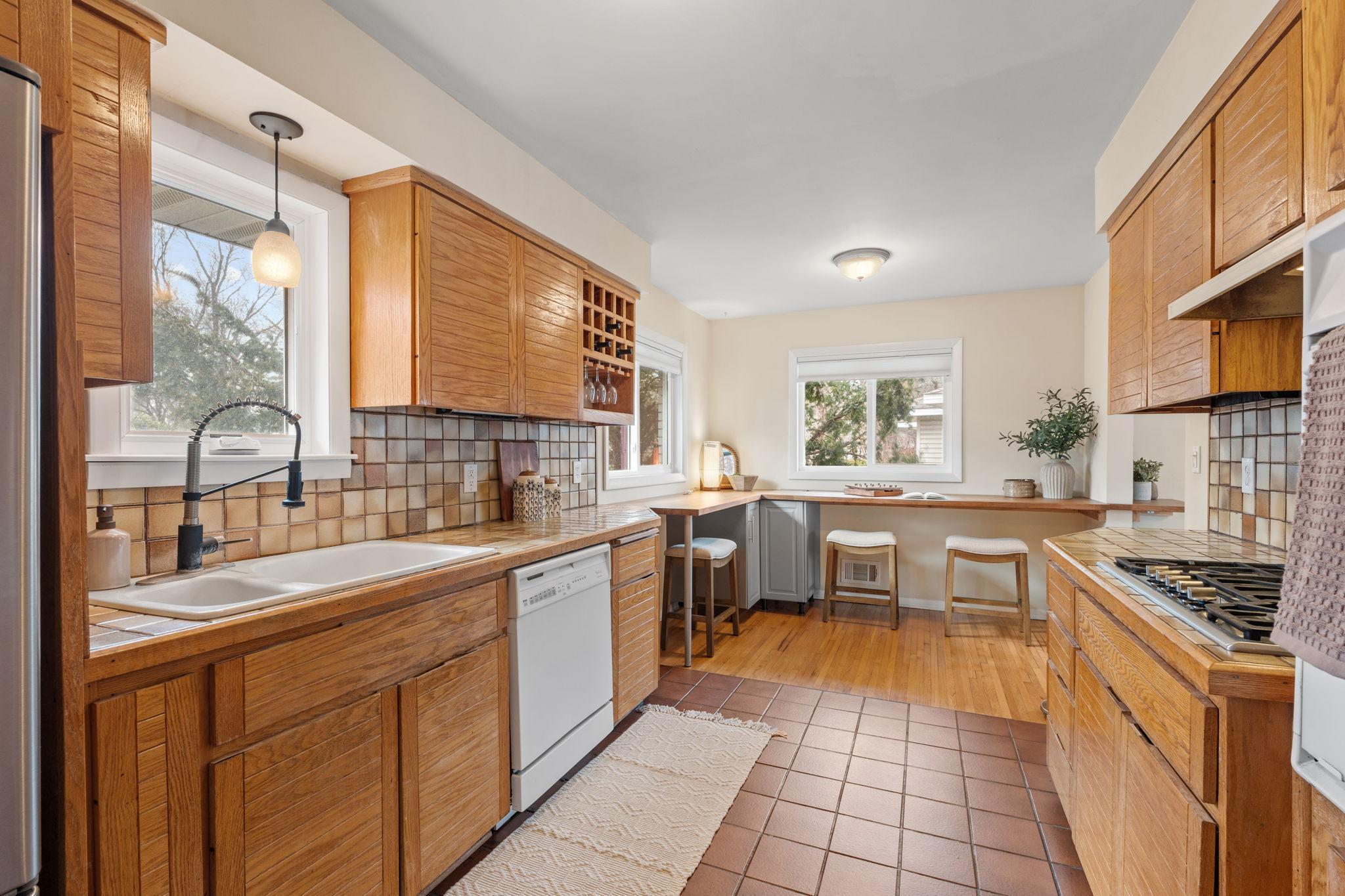 8806 Minnetonka Boulevard